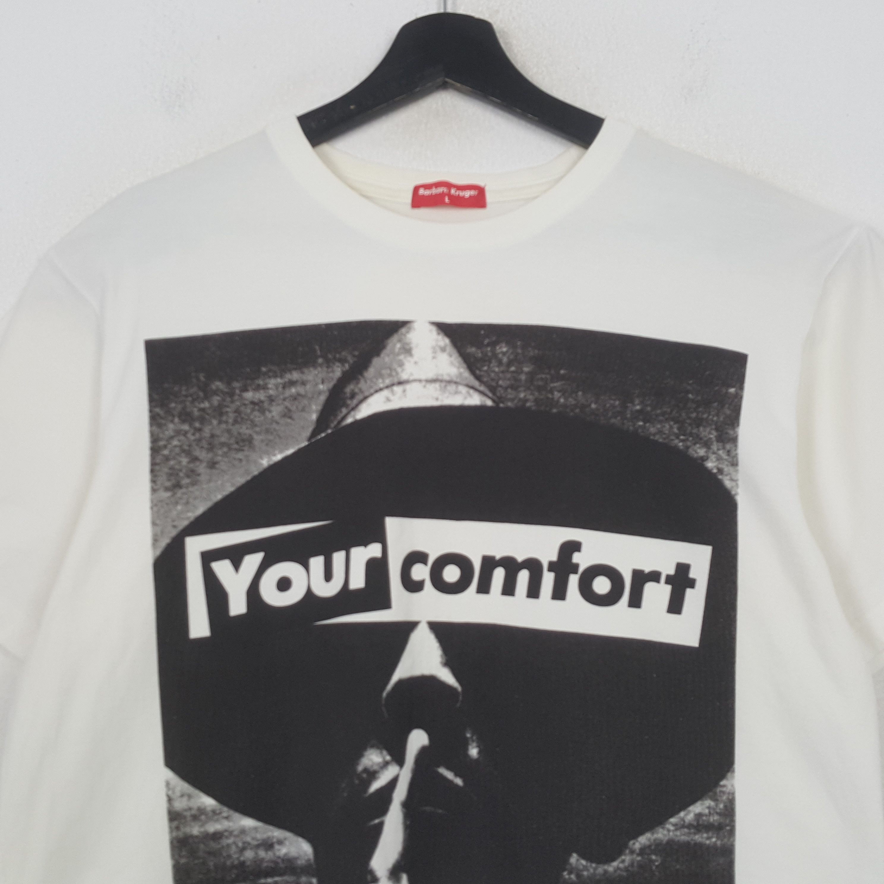 Barbara Kruger Barbara Kruger x Uniqlo Tshirt C294N77 Size US M / EU 48-50 / 2 - 2 Thumbnail