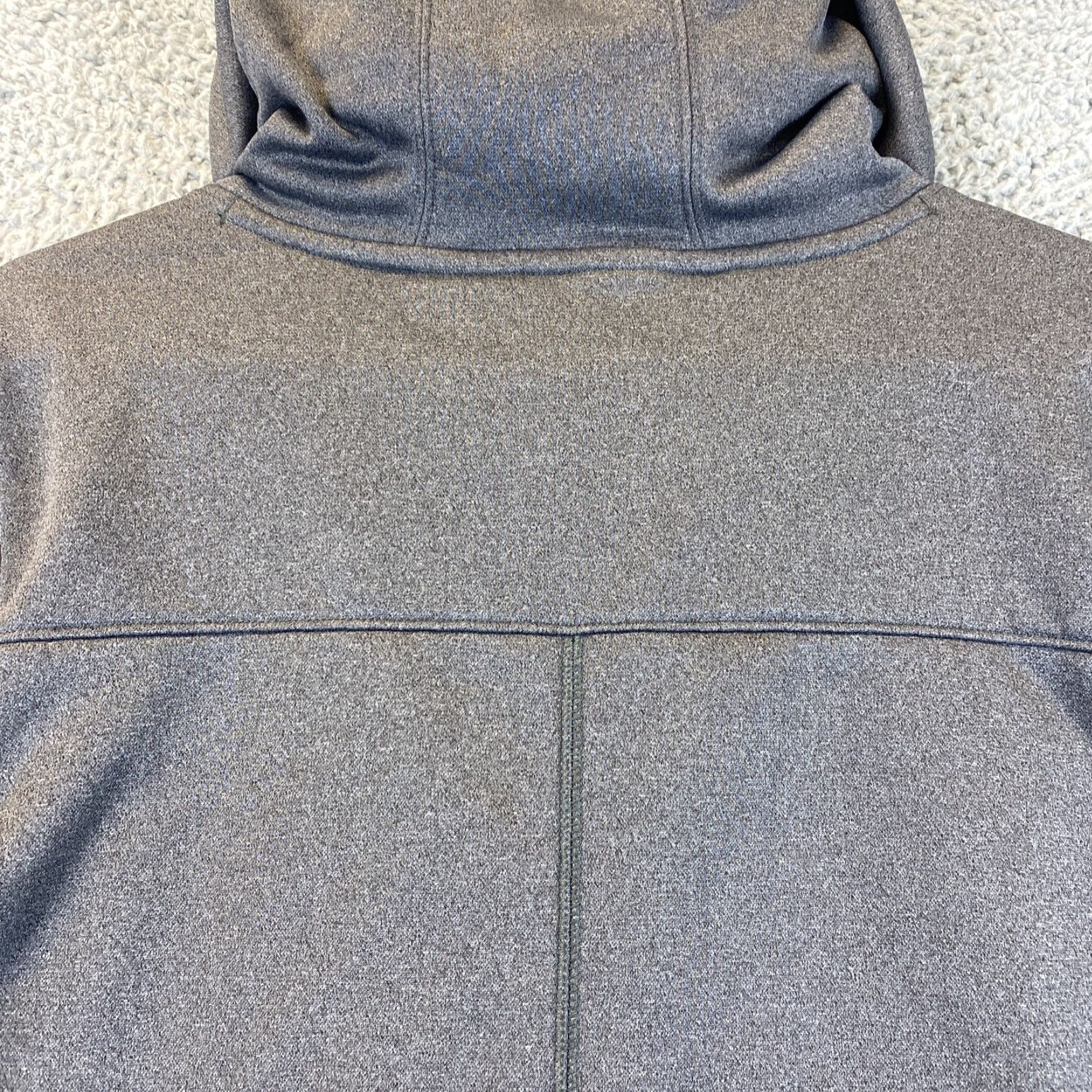 Under Armour Under Armour Men's Gray Hoodie Size S M Pullover Sweatshirt Pocket Loose /63-26 Size US S / EU 44-46 / 1 - 7 Thumbnail