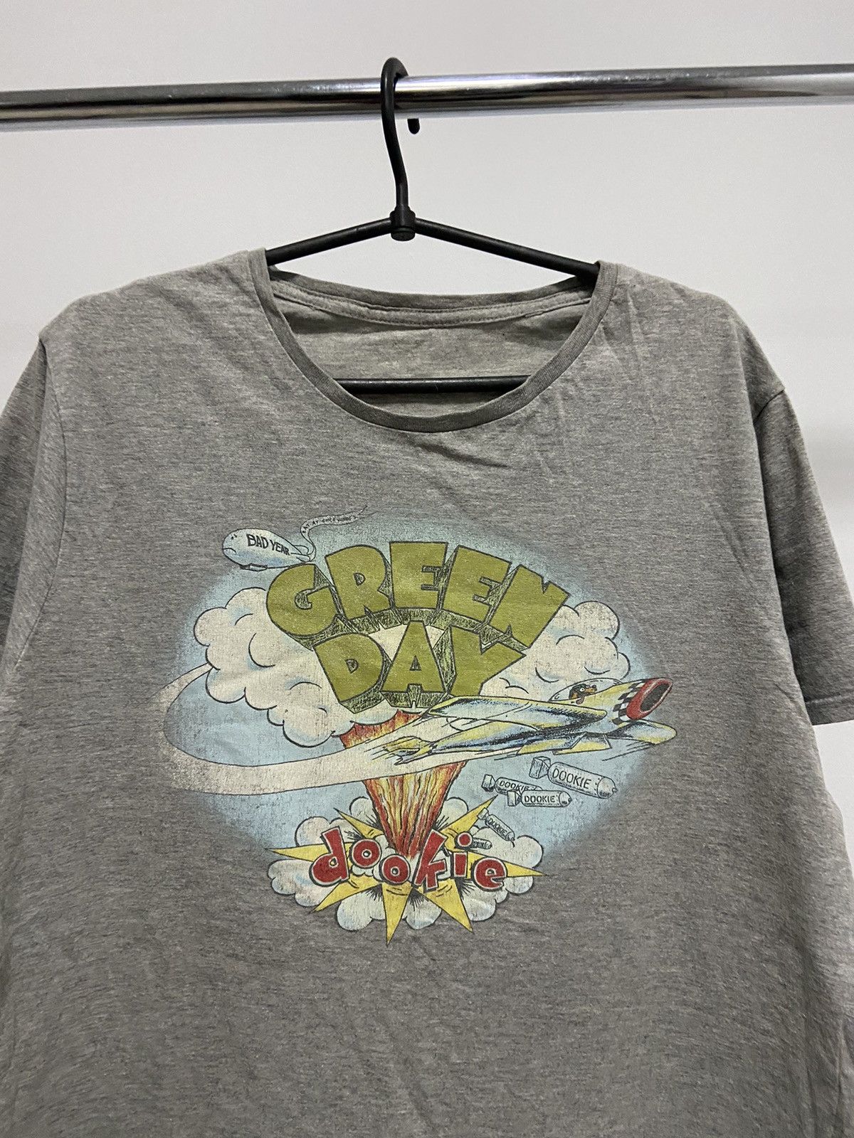 Band Tees Vintage Green Day Dookie Bomb Smoke Dogs Punk Rock USA Tee Size US L / EU 52-54 / 3 - 2 Thumbnail