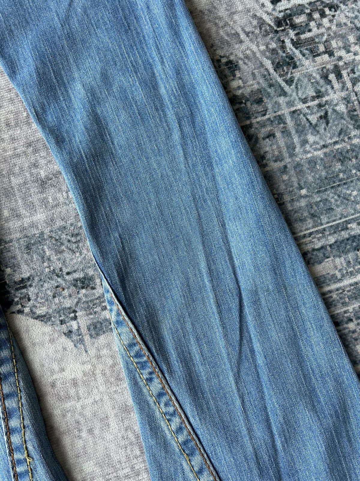 True Religion Flared True Religion Embroidery Jeans Size 27" / US 4 / IT 40 - 10 Thumbnail
