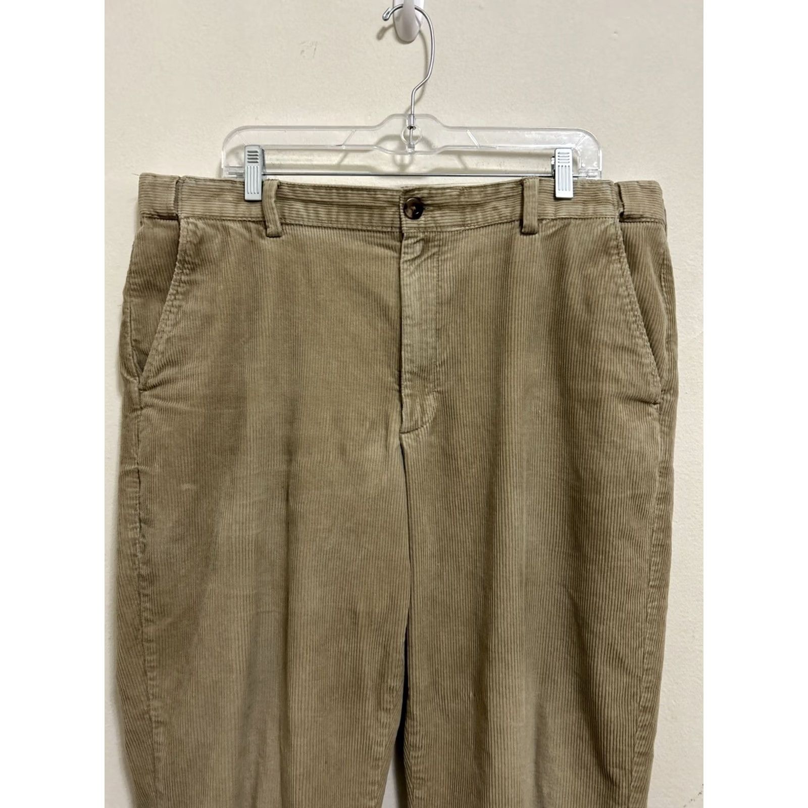 Vintage VINTAGE L.L. Bean Corduroy Pants Mens 38x29 Tan Comfort Waist Chino Straight 29 In Brown Mens Size US 38 / EU 54 - 2 Thumbnail