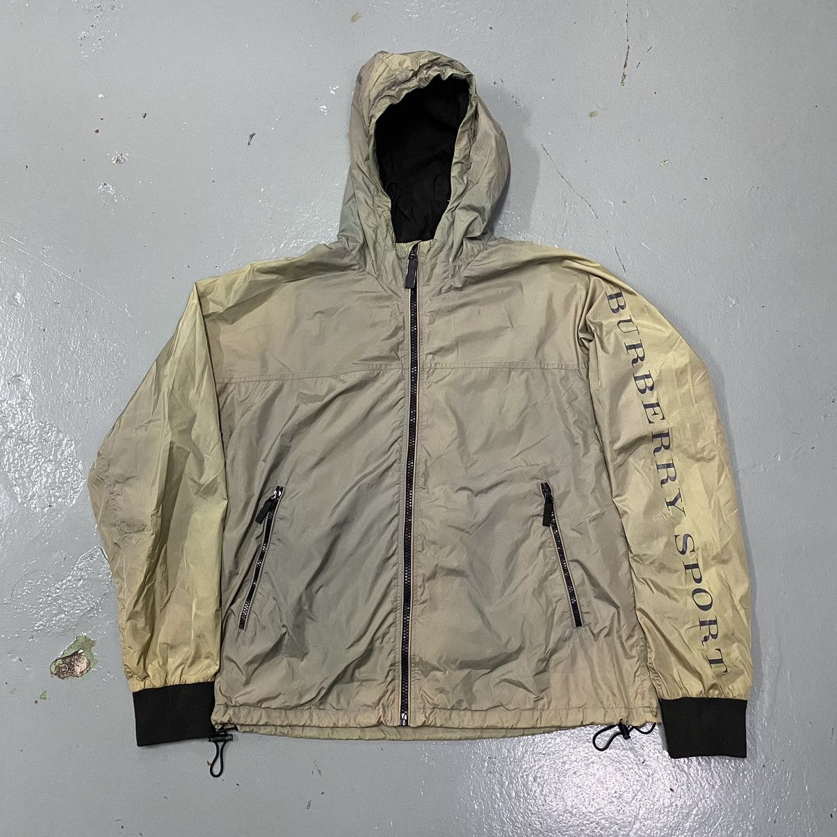 Burberry × Designer Burberry Sport Gorpcore Jacket Windbreaker Shirt Size US XL / EU 56 / 4 - 2 Thumbnail