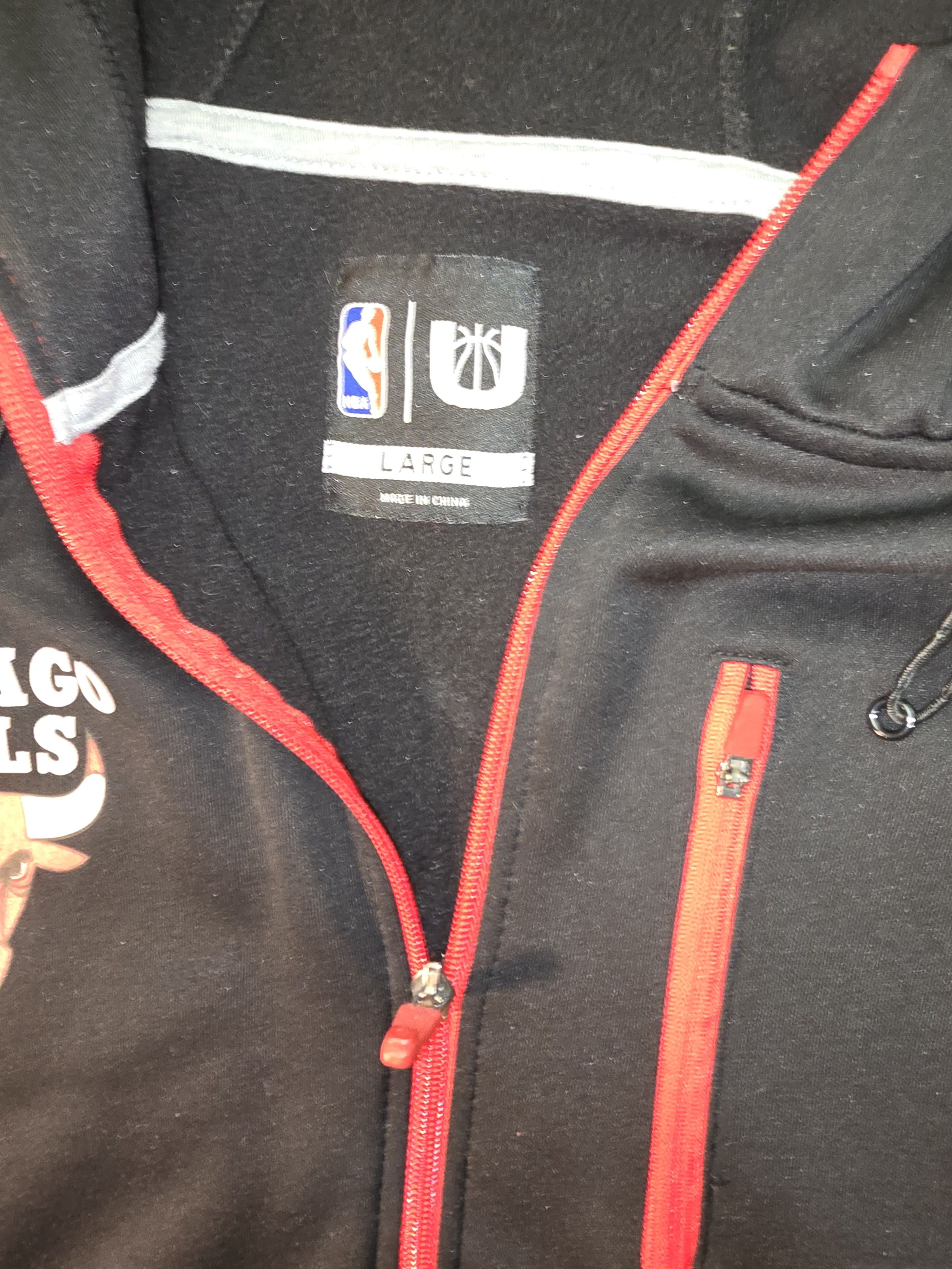 Other Chicago Bulls zip Up lightweight Jacket Mens Large Size US L / EU 52-54 / 3 - 3 Thumbnail