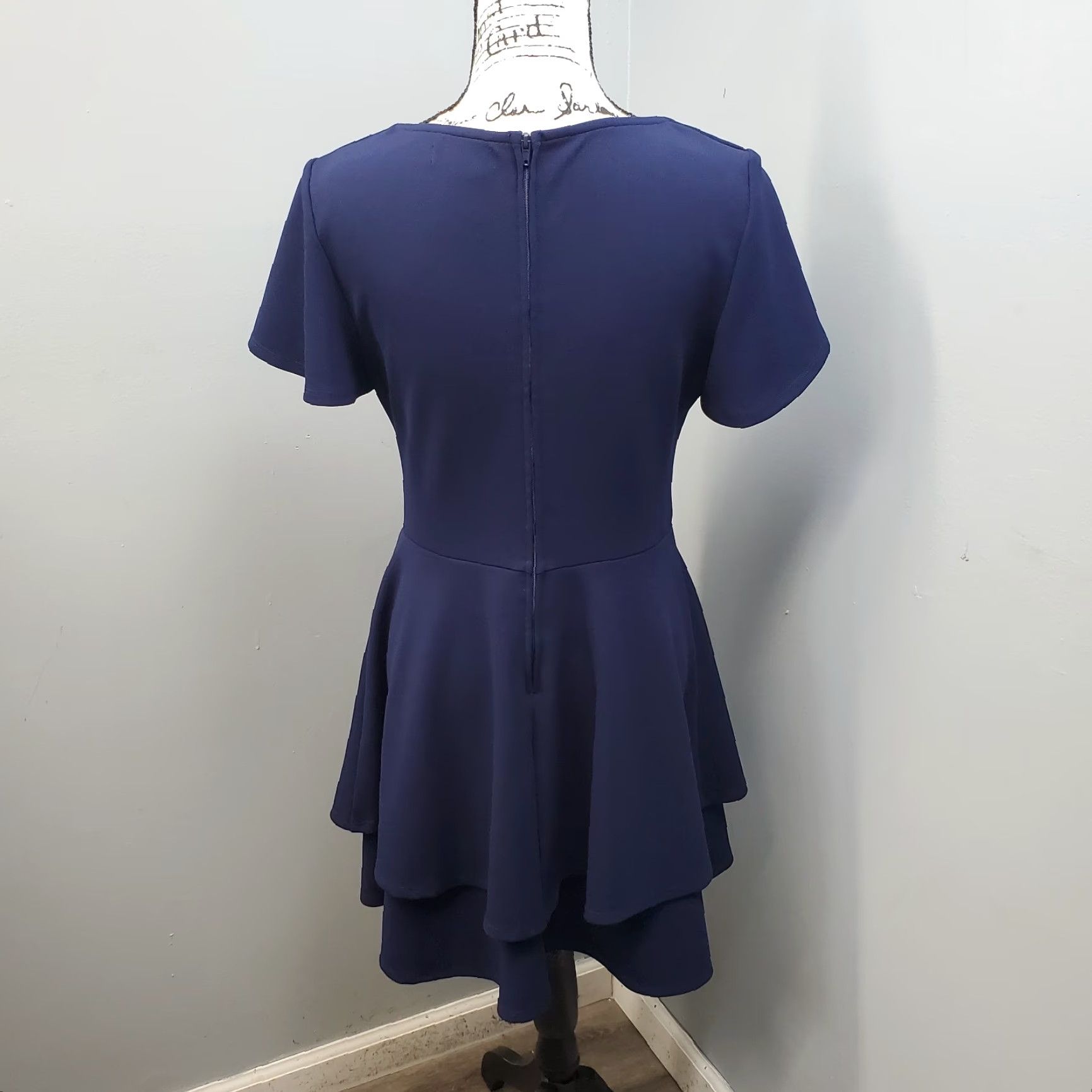 Vintage B. Darlin Womens Navy Cap Sleeve Mini Dress 13/14 Lined Back Zip V-Neck Short Dress Size XL / US 12-14 / IT 48-50 - 2 Thumbnail