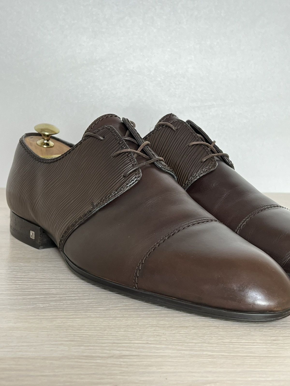Louis Vuitton Louis Vuitton Epi Leather Cap Toe Derby Shoes Brown Size 10 Size US 10 / EU 43 - 6 Thumbnail