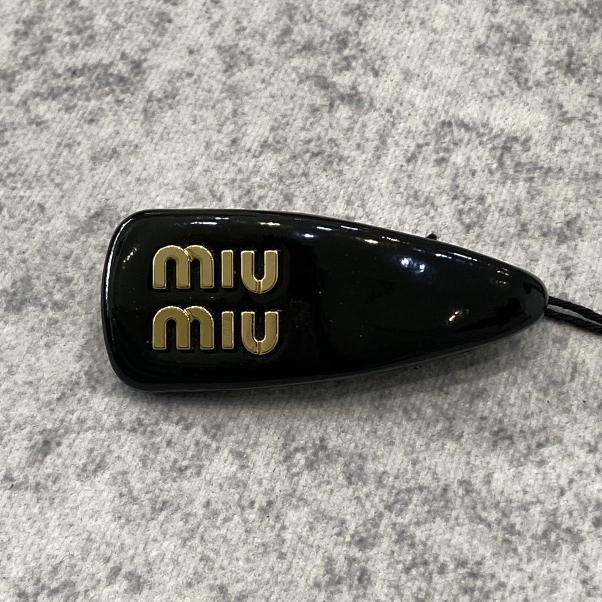 Miu Miu MIU MIU Patent Leather Hair Clip BLACK Size ONE SIZE - 2 Thumbnail