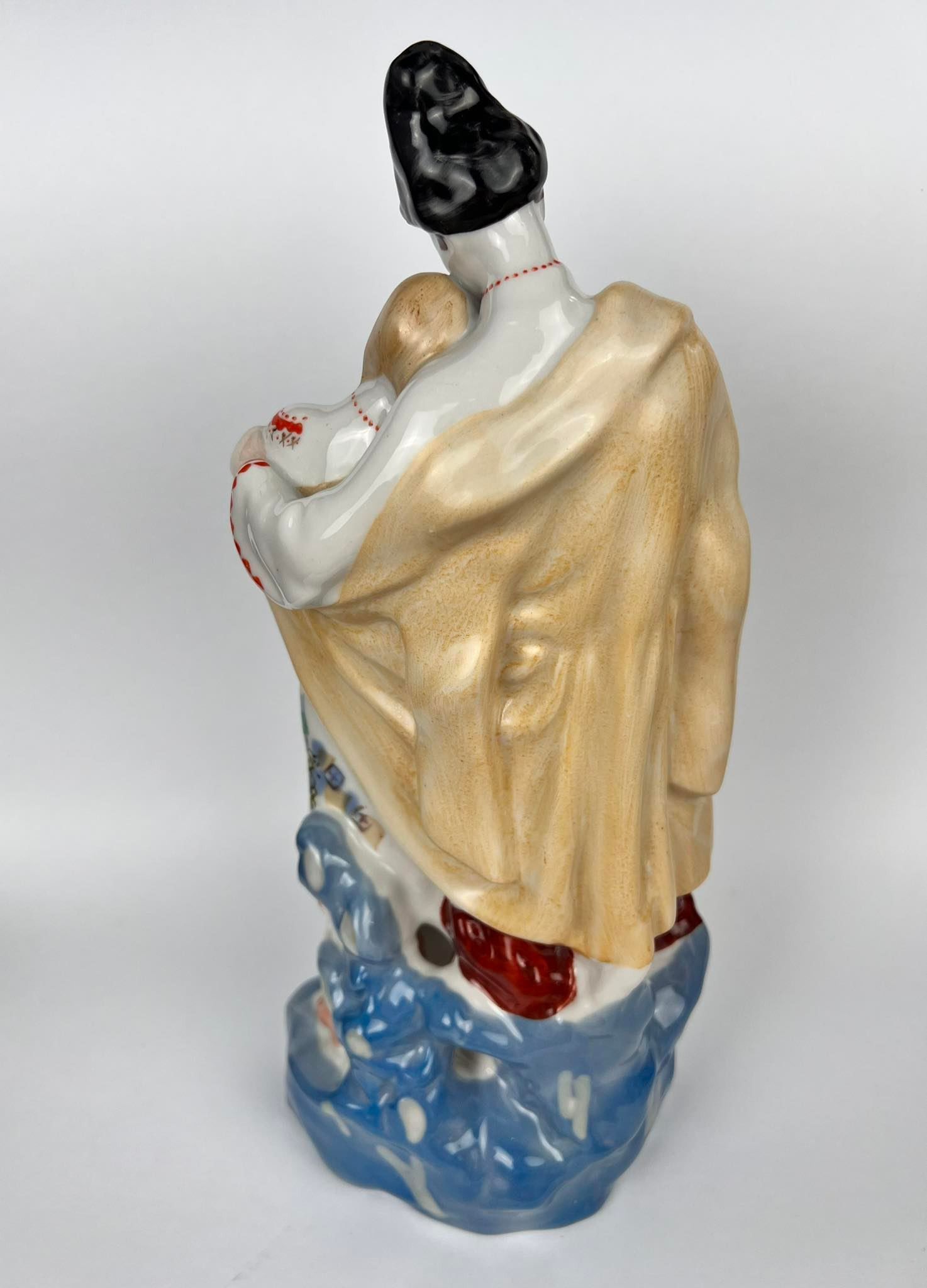 Vintage 1970 Polonne Vintage Soviet Porcelain Statue Ukraine 10.6 Size ONE SIZE - 4 Thumbnail