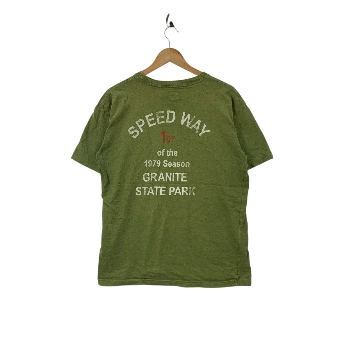 BARNS OUTFITTERS Vintage BARNS OUTFITTERS Granite State Park 1979 Tee Shirt Size US M / EU 48-50 / 2 - 7 Thumbnail
