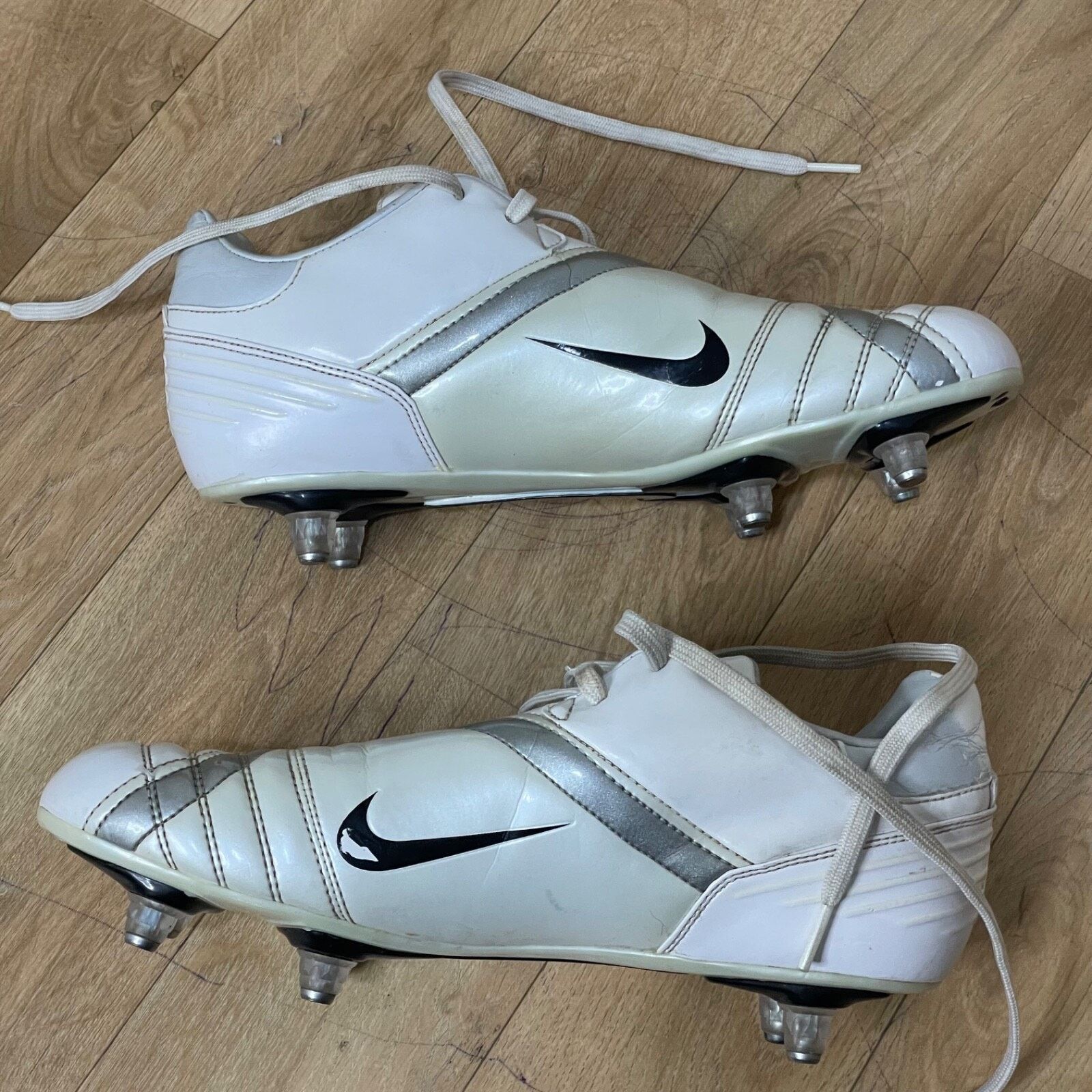 Nike vintage Nike Total 90 shift Soccer Cleats football boots Size US 9 / EU 42 - 7 Thumbnail