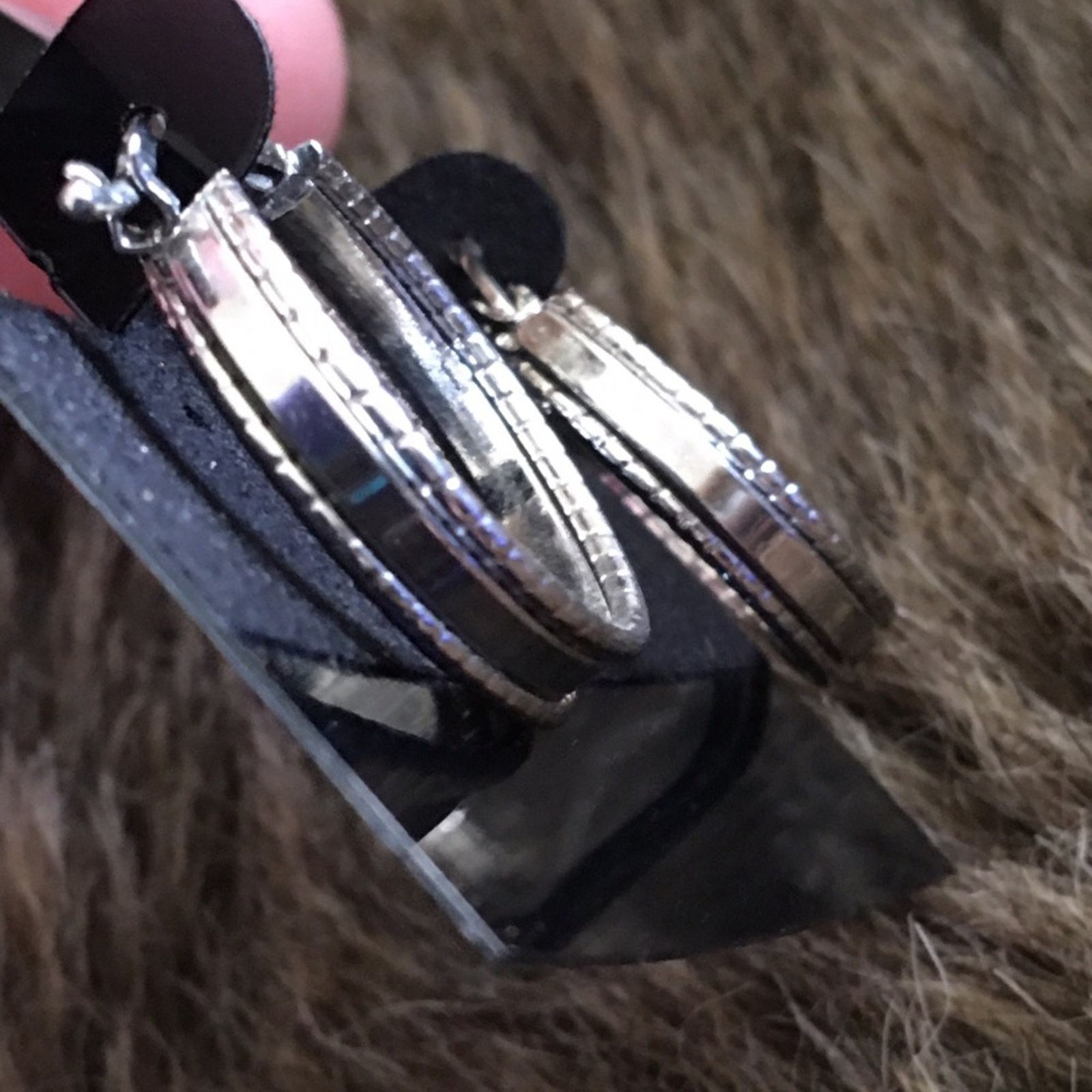 Jewelry Shiny silver tone latch back hoop earrings Size ONE SIZE - 3 Thumbnail