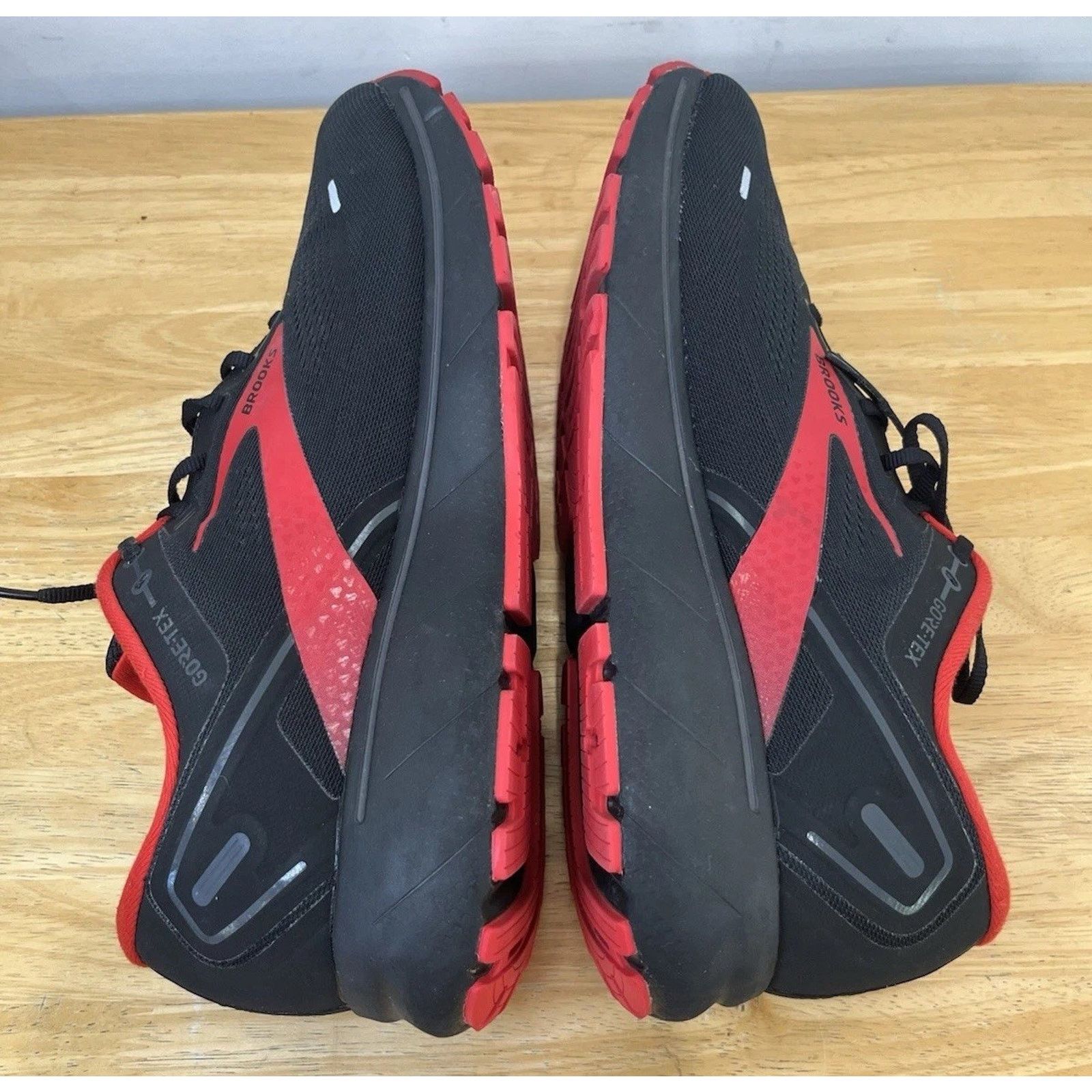 Brooks Brooks Ghost 14 GTX (Black High Risk Red) Size 15 Goretex Size US 15 / EU 48 - 4 Thumbnail