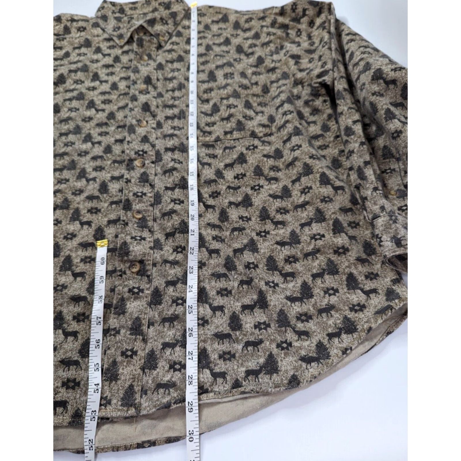 Vintage VINTAGE Rare Gunnison Deer And Tree Long Sleeve Button Down Shirt XL Cotton Beige Men Button-Up Shirts Mens Size US XL / EU 56 / 4 - 6 Thumbnail