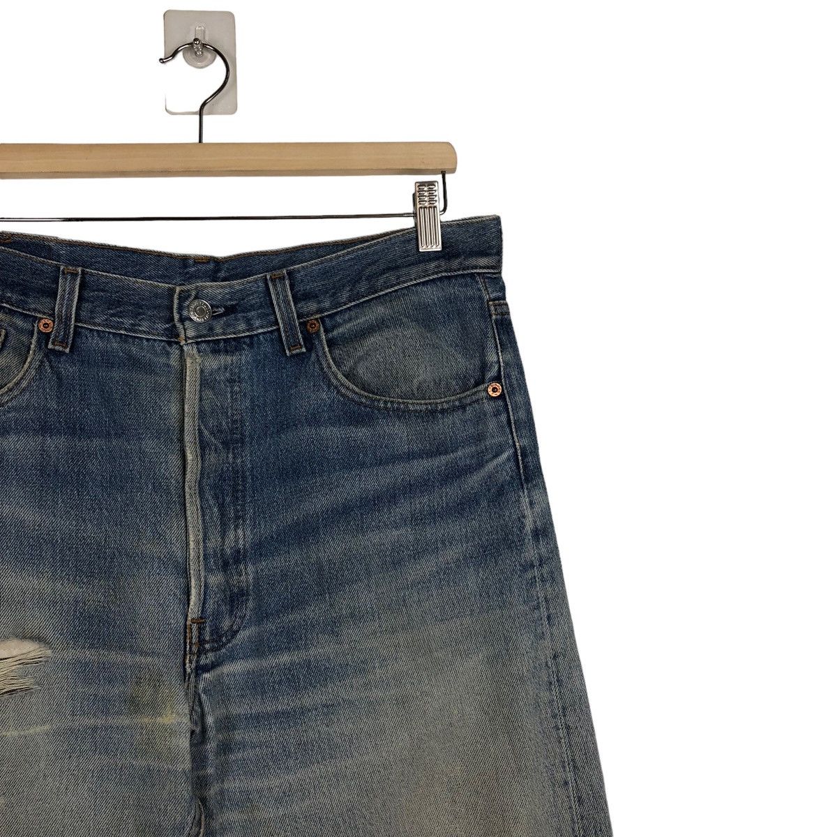 Levi's 🔥90’s Vintage Distressed Jeans Levi’s Made in USA Size US 34 / EU 50 - 6 Thumbnail