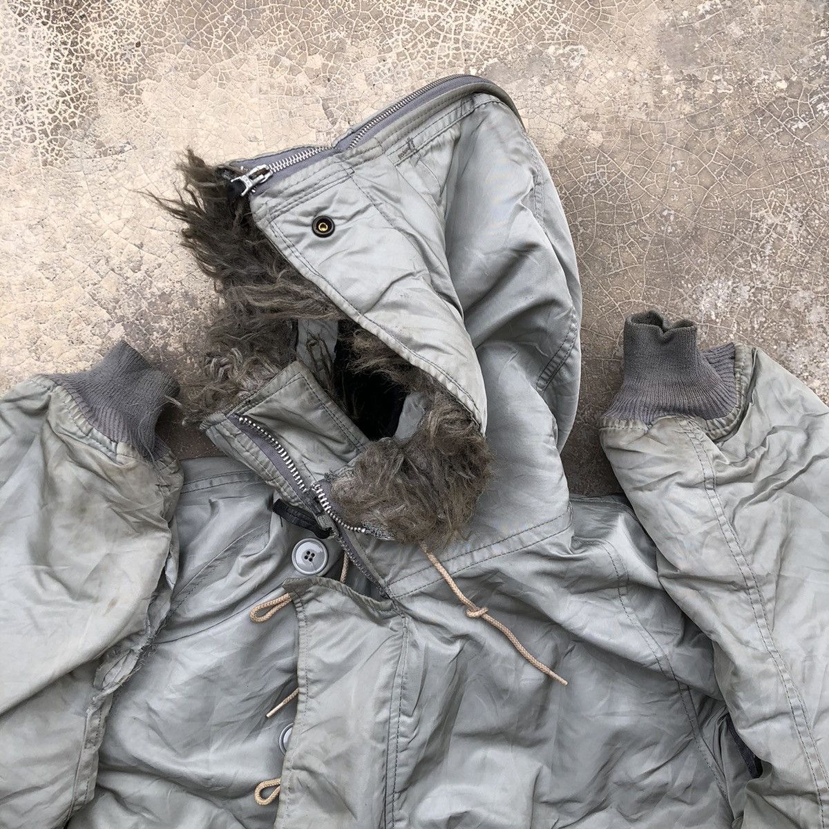 Alpha Industries × Vintage ALPHA INDUSTRIES N-2B Attached Hood Flight Jacket Size US XL / EU 56 / 4 - 8 Thumbnail