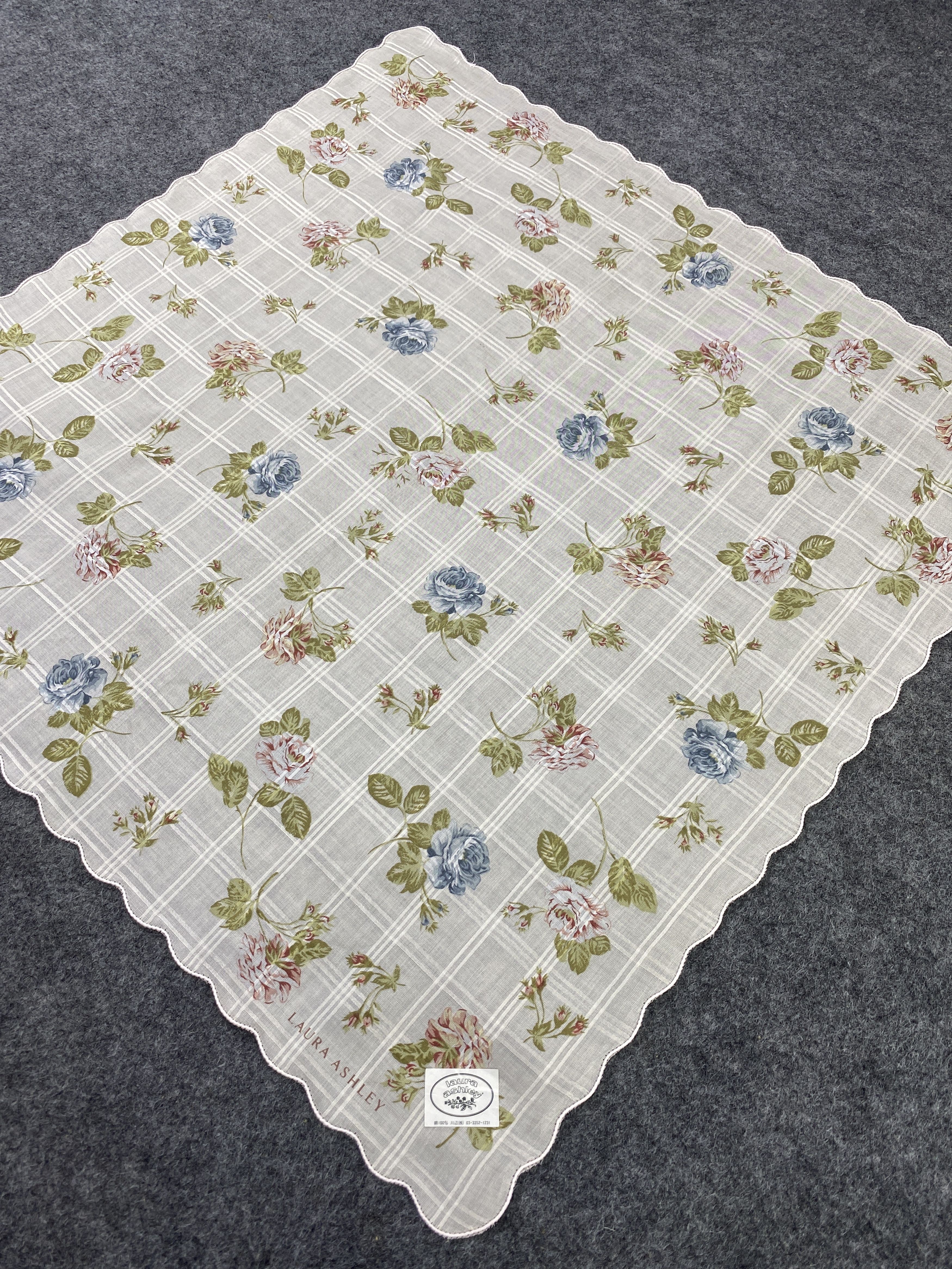 Laura Ashley Laura Ashley Handkerchief / Bandana / Neckerchief-B106 Size ONE SIZE - 4 Thumbnail