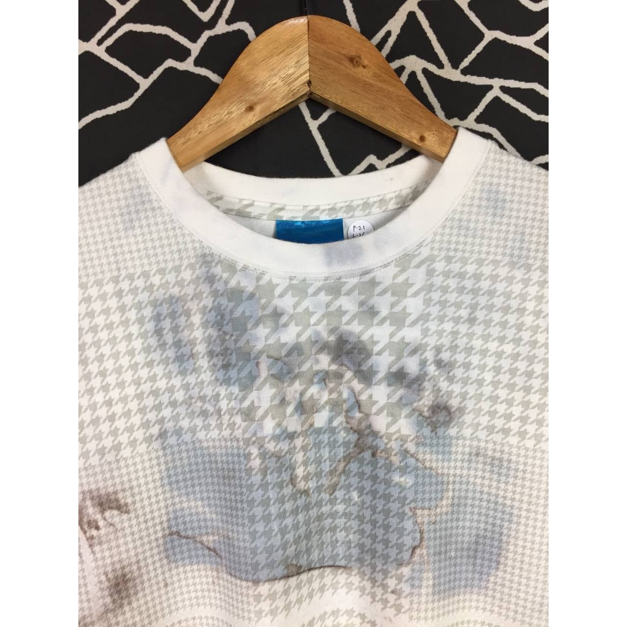 Japanese Brand × Swagger × Vintage Vtg Y2K Swagger Made In Japan Patterned Long Sleeve Tee Size US L / EU 52-54 / 3 - 4 Thumbnail