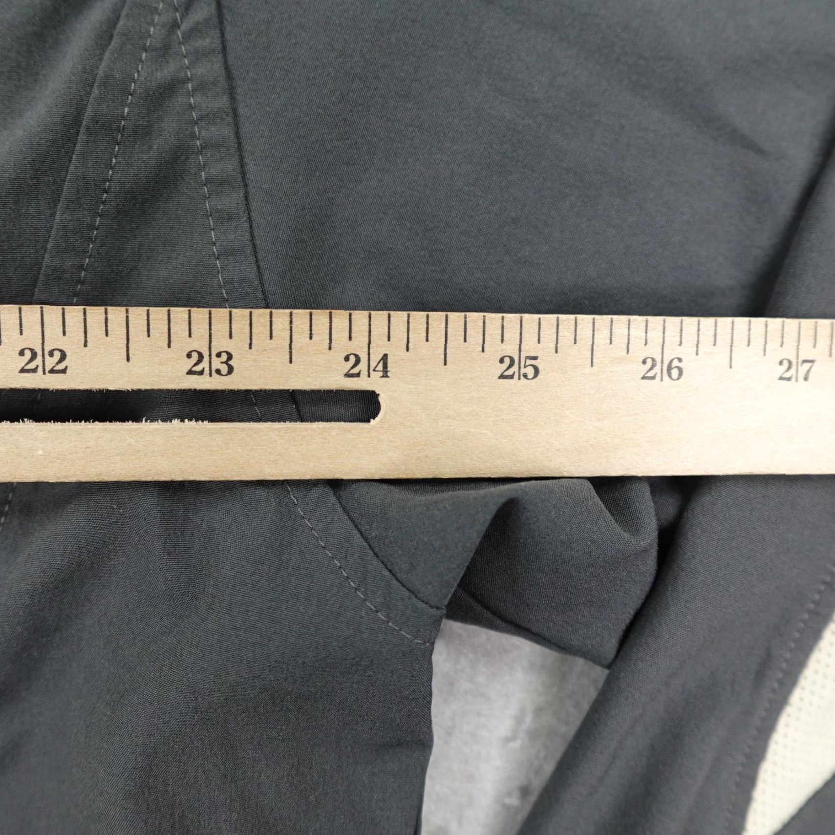 Nike VINTAGE Nike Jacket Mens XL Gray Dri-FIT Track Coat Full Zip Performance Y2K Size US XL / EU 56 / 4 - 7 Thumbnail