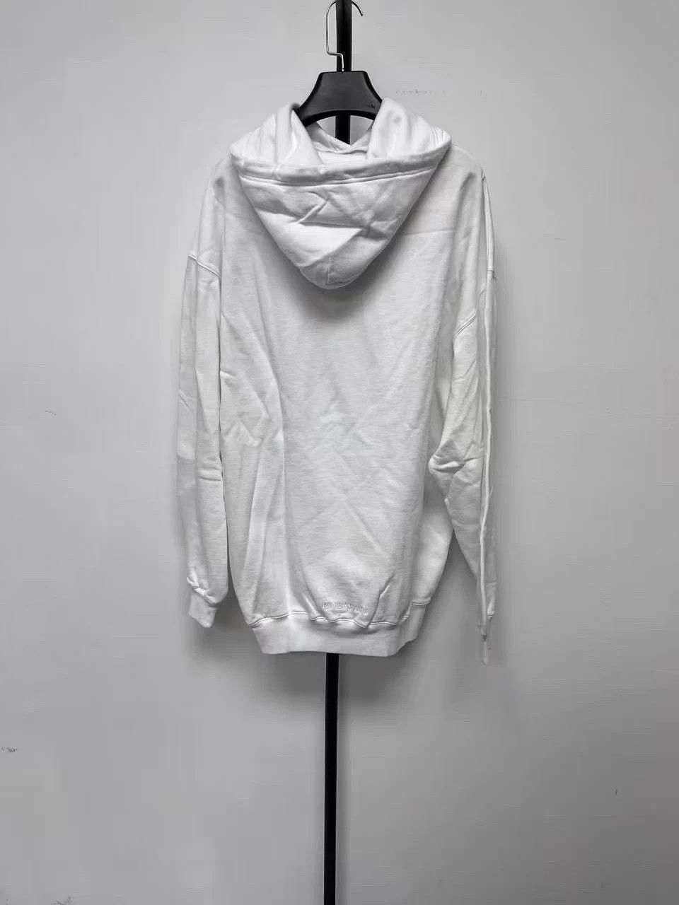 Balenciaga Balenciaga White Graphic Print Long Sleeve Hoodie M Size US M / EU 48-50 / 2 - 2 Thumbnail