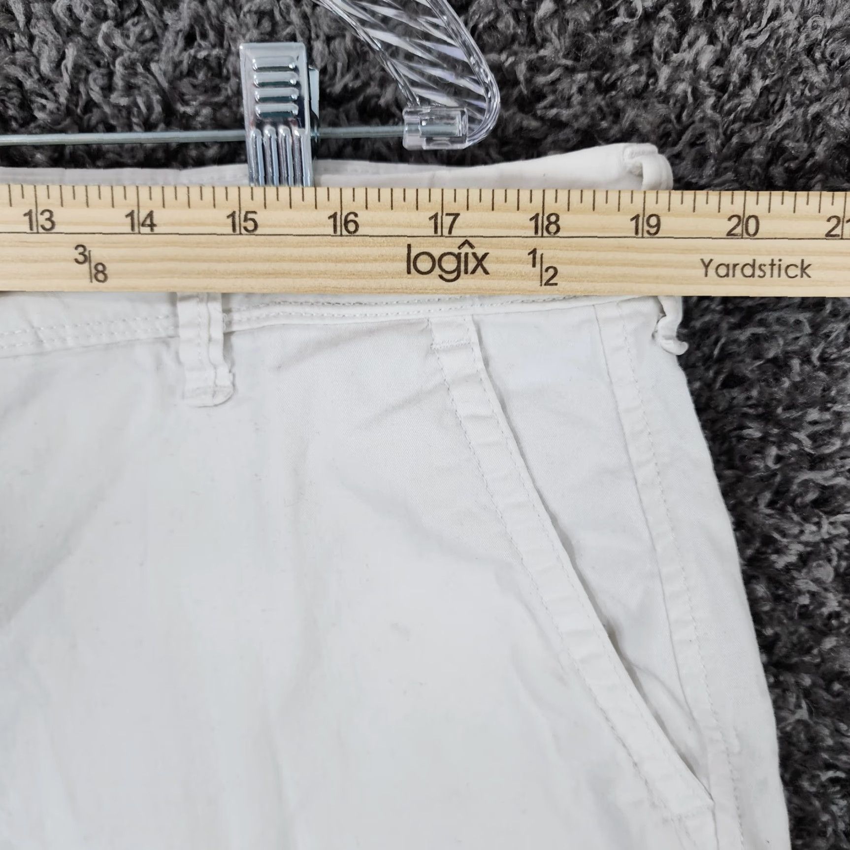 Vintage AERO Mens Chino Shorts Size 38 White Cotton Regular Size US 38 / EU 54 - 2 Thumbnail