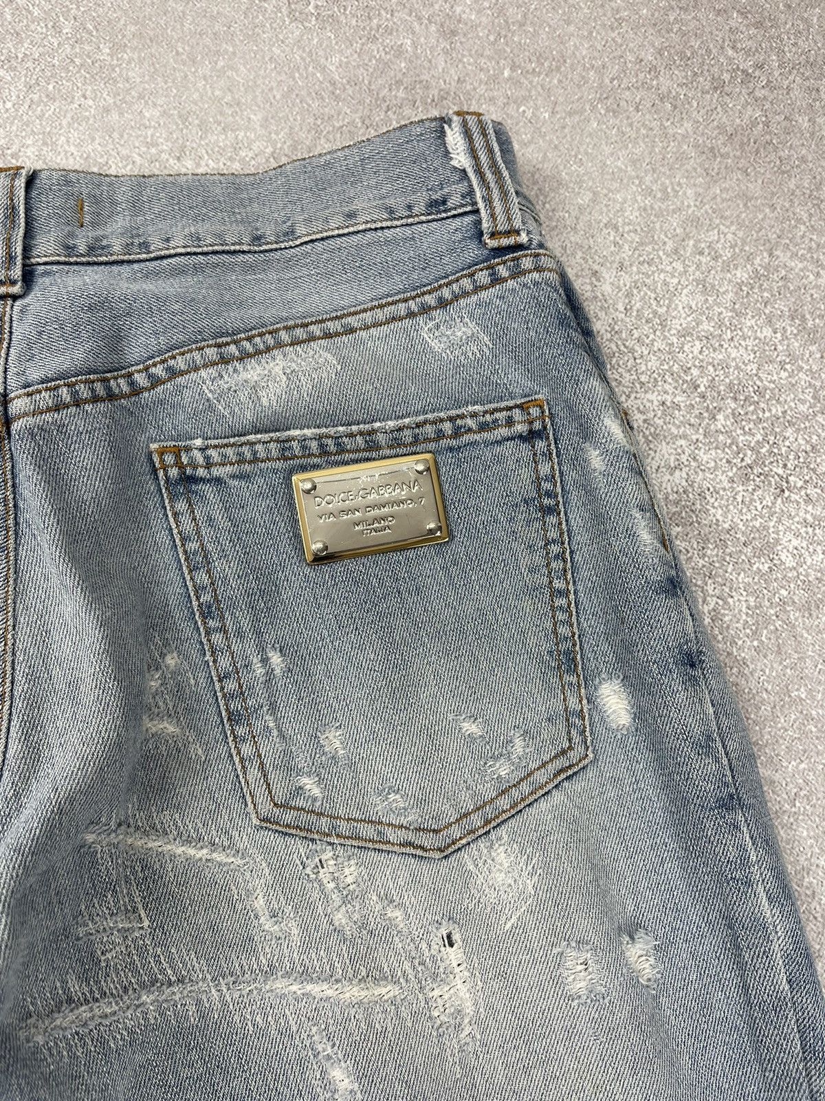 Dolce & Gabbana Vintage Dolce & Gabbana Distressed Denim Cropped Jeans Size US 31 - 12 Thumbnail