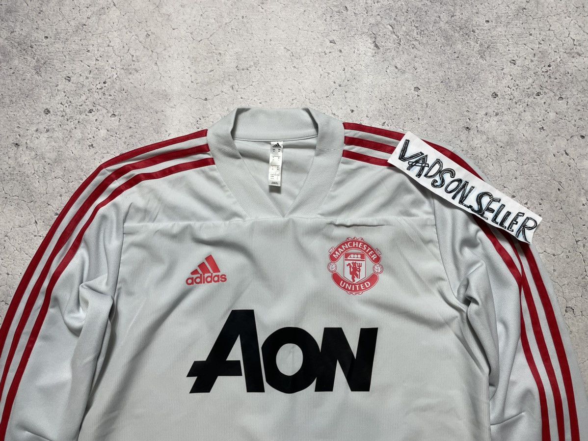 Adidas Vintage Adidas Manchester United Football Track Sweatshirt Size US M / EU 48-50 / 2 - 5 Thumbnail