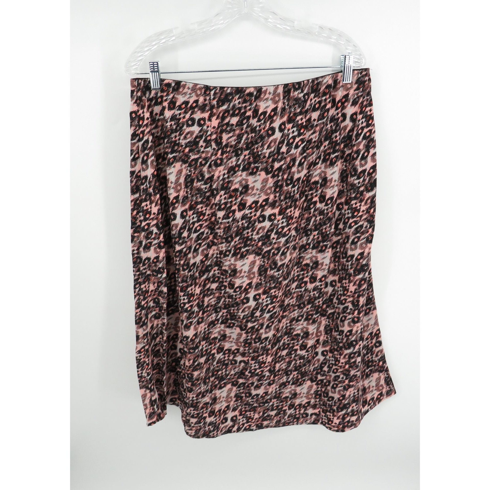 Sanctuary Sanctuary Women's Leopard Print Midi Skirt 1X Elastic Waist Size 34" / US 12 / IT 48 - 3 Thumbnail