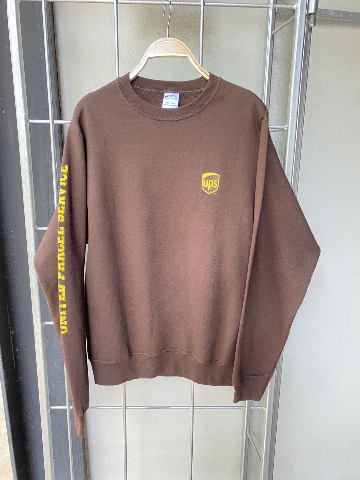 Vintage UPS long sleeves brown shirt Size US S / EU 44-46 / 1 - 11 Thumbnail