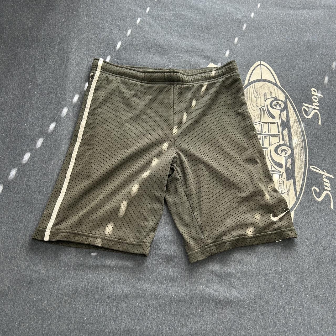 Nike Nike Dri-Fit Shorts - L Size US 30 / EU 46 - 1 Thumbnail