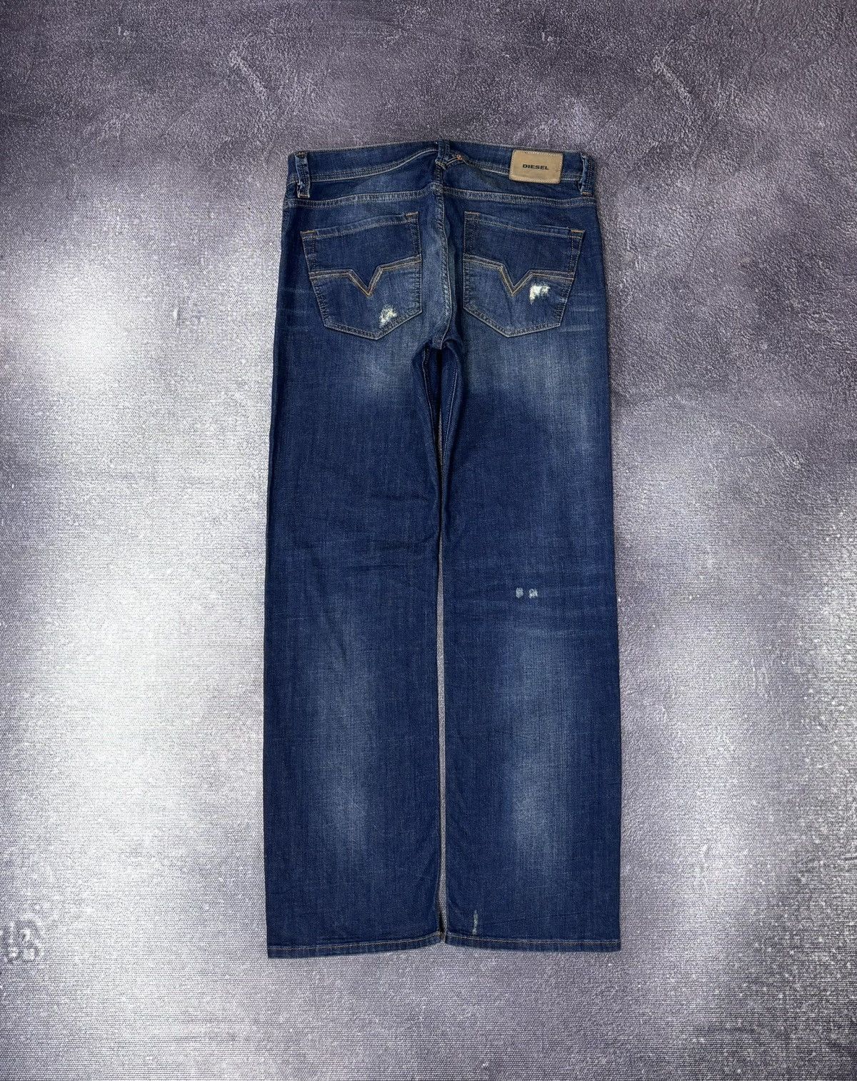 Diesel Diesel Larkee NWT Regular Straight Ripped Blue Denim Jeans Size US 32 / EU 48 - 2 Thumbnail