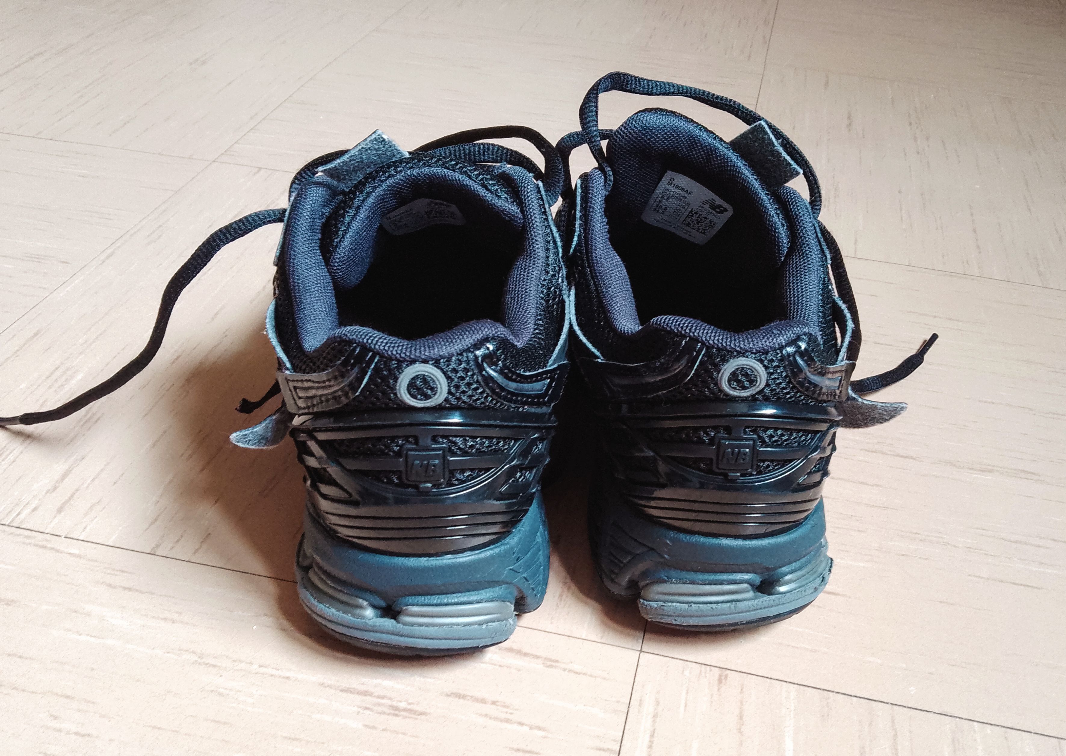 New Balance New Balance 1906A Black Size US 6 / EU 39 - 7 Thumbnail