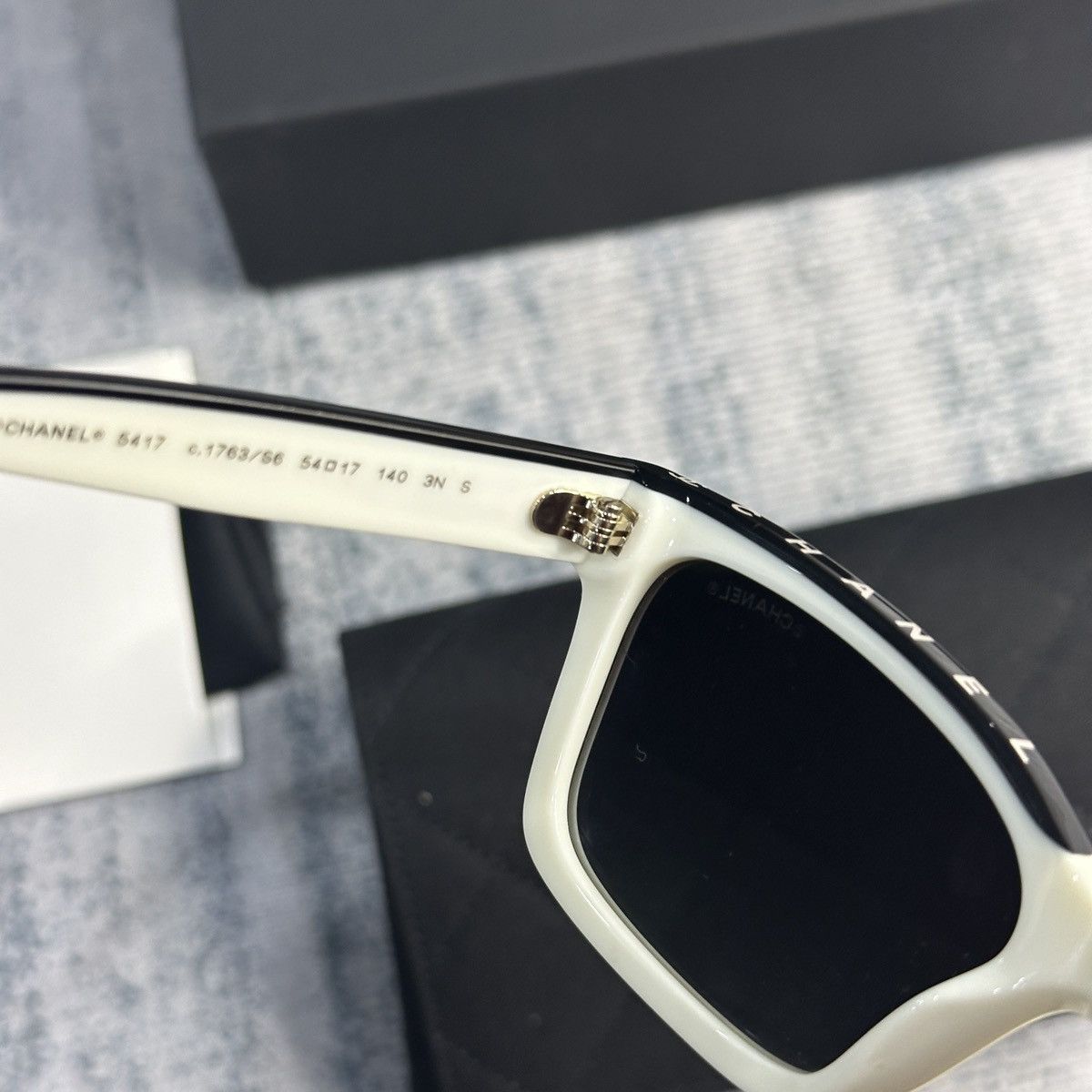 Chanel CHANEL 0CH5417 1763S6 SUNGLASSES Size ONE SIZE - 7 Thumbnail