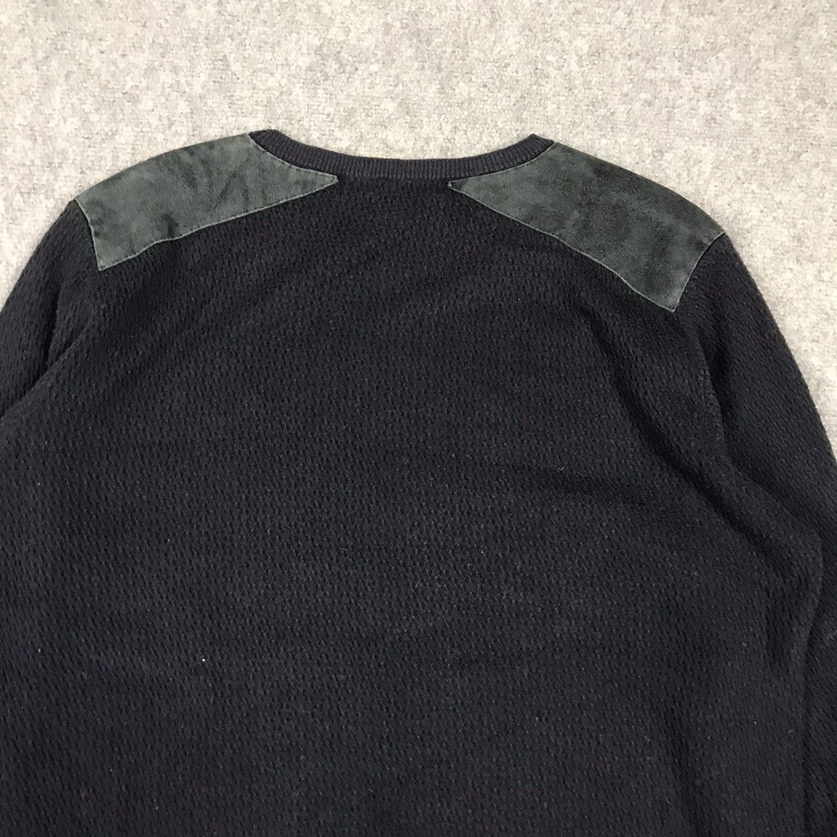 Japanese Brand JAPANESE STYLE ZARA LEATHER SHOULDER SWEATSHIRT Size US L / EU 52-54 / 3 - 9 Thumbnail