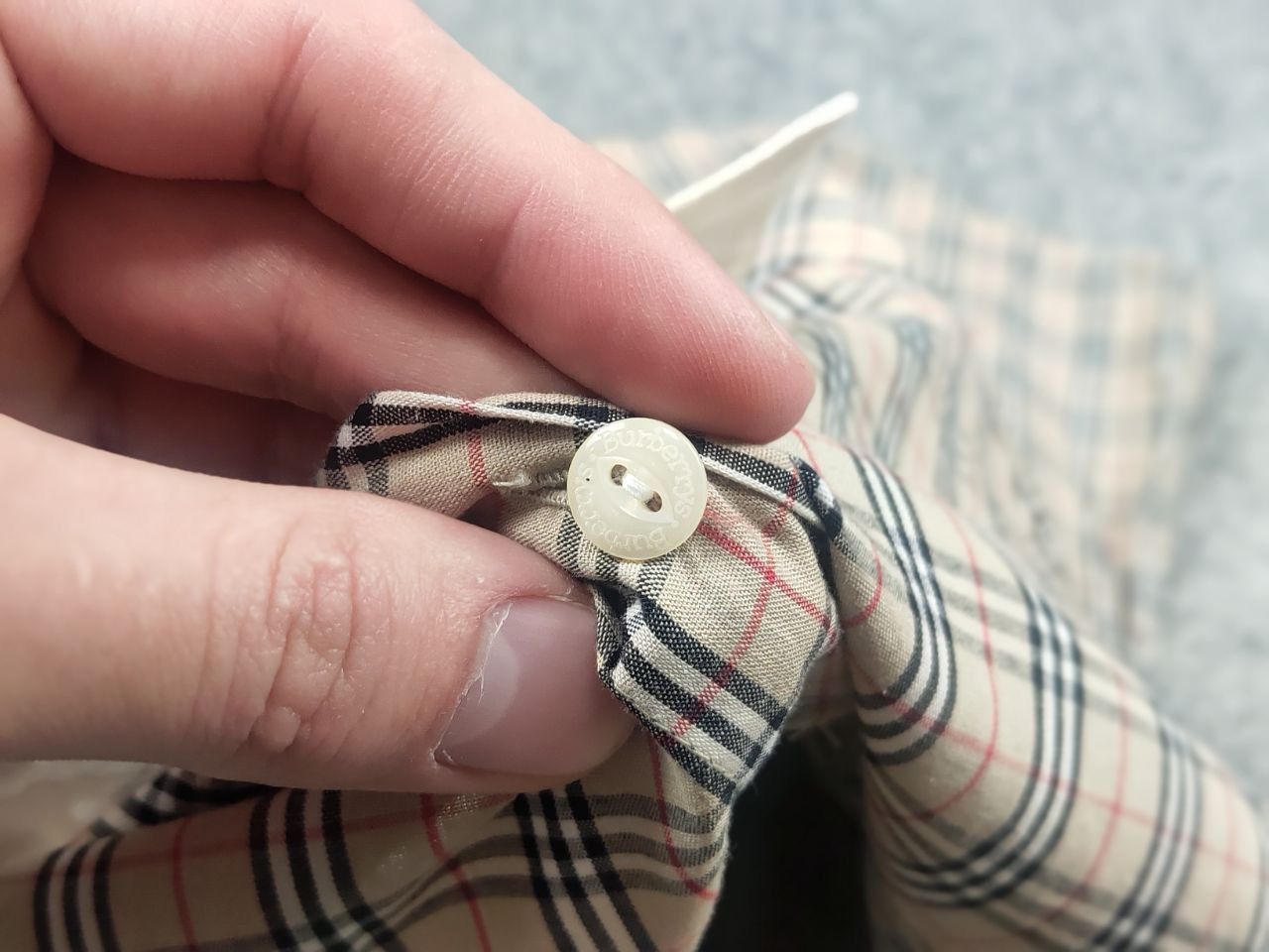 Burberry Vintage 90's Burberry Long Sleeve Nova-Check Shirt cufflinks Size M / US 6-8 / IT 42-44 - 14 Thumbnail