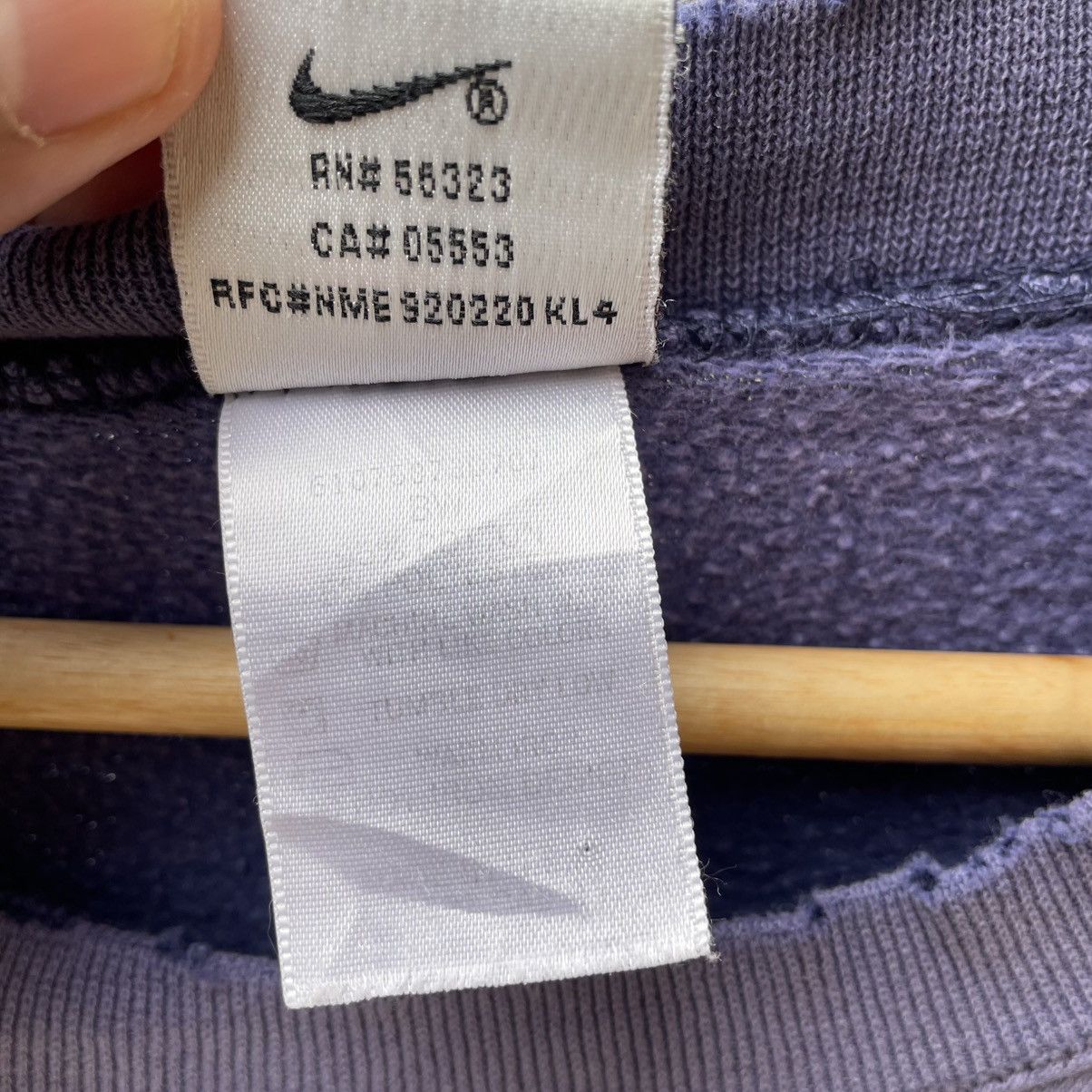 Nike 🔥Vintage 90s Nike Town Center Logo Distress Sweatshirts Size US M / EU 48-50 / 2 - 21 Thumbnail