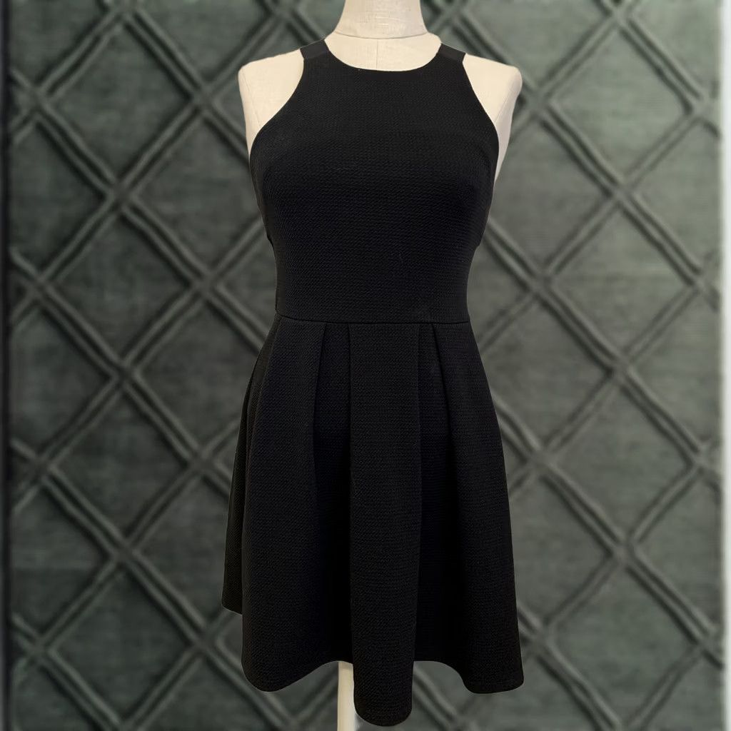 Vintage SO FIT FLARE black DRESS Sz SMALL CRISS CROSS BACK ZIPPER SLEEVELESS tank 204 Size S / US 4 / IT 40 - 1 Thumbnail
