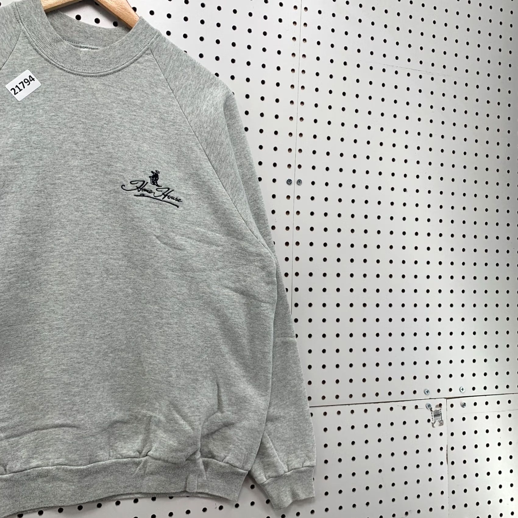 Vintage VINTAGE Homer House Sweatshirt Mens XL Crewneck Long Sleeve Pullover Gray 90s Screen Stars Fleece Size US XL / EU 56 / 4 - 4 Thumbnail