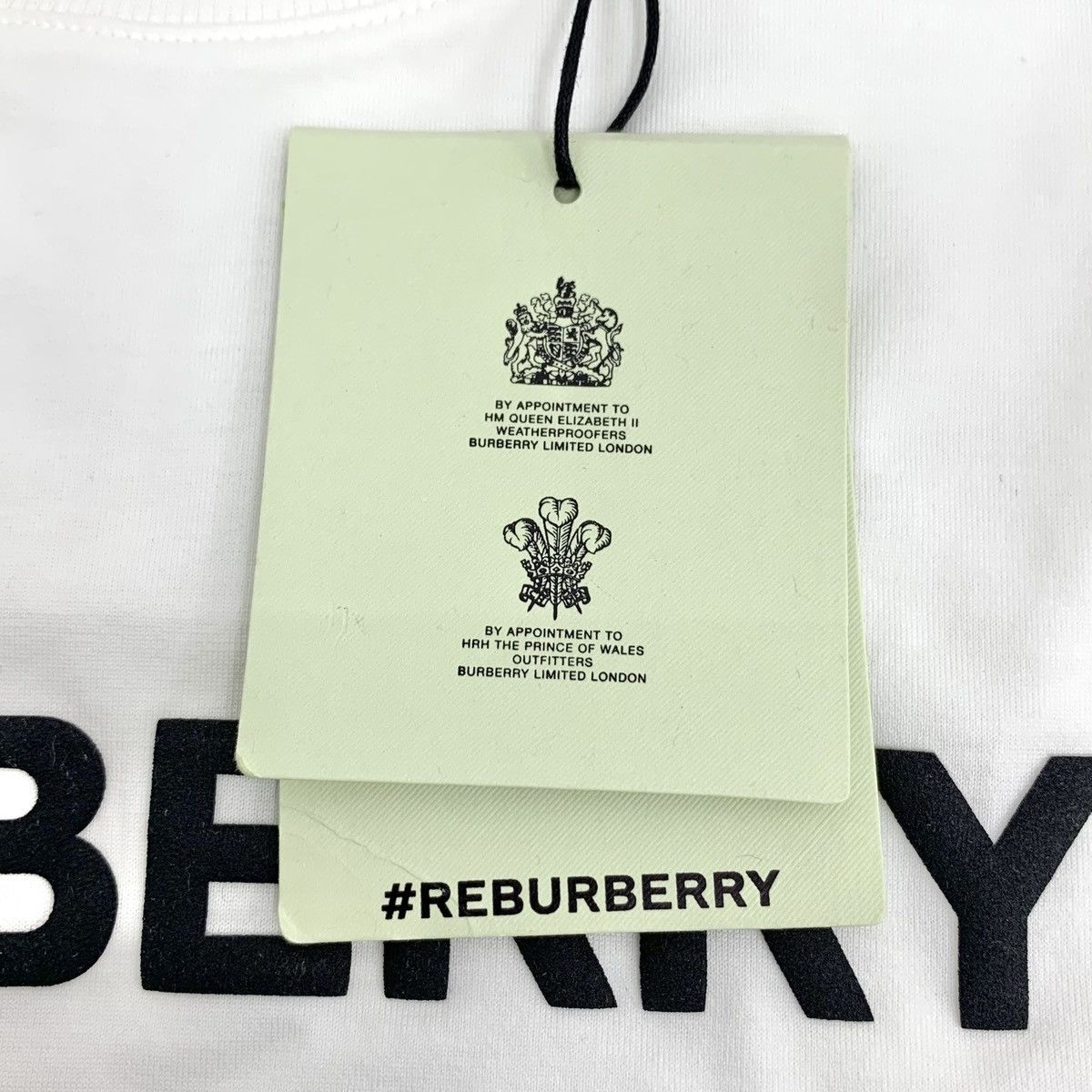 Burberry Burberry Logo Letter Printed Short Sleeve T-Shirt K26WX Size US XL / EU 56 / 4 - 6 Thumbnail