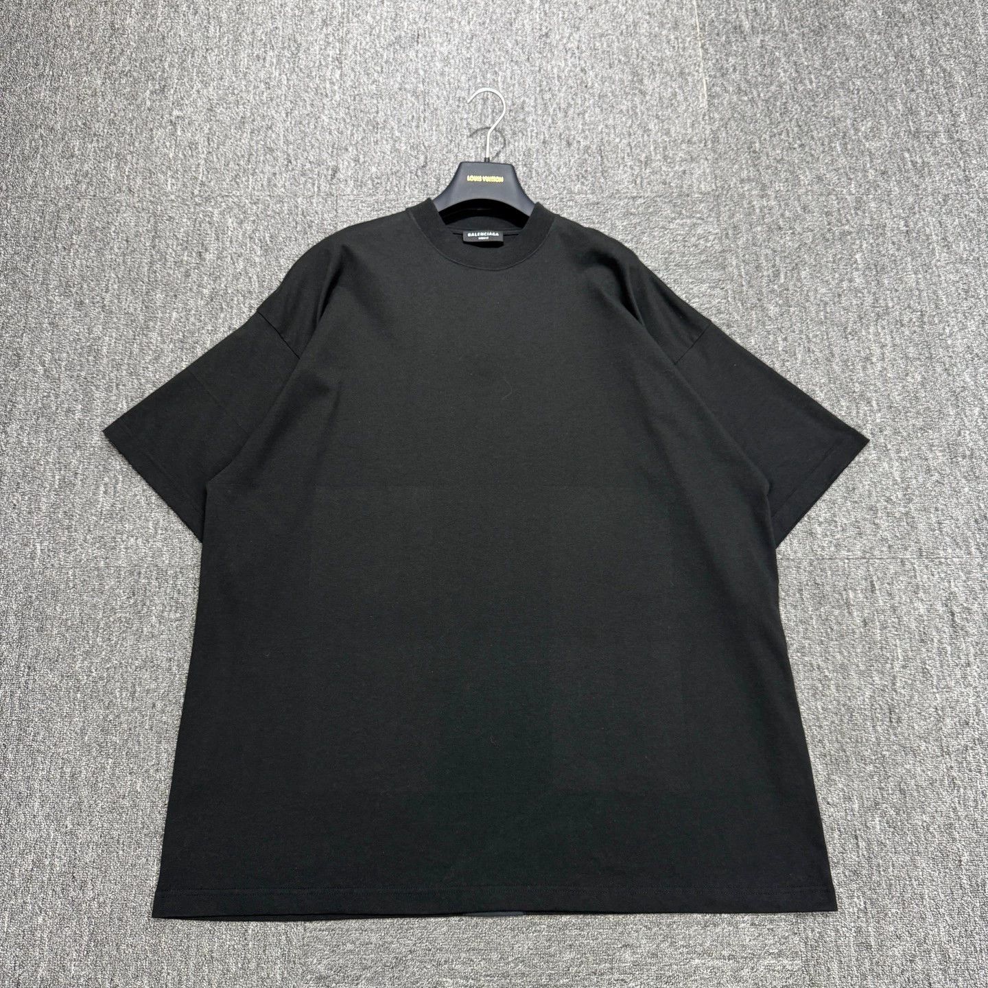 Balenciaga Balenciaga SS Tee Size 3 99 New (Minor Storage) Size US L / EU 52-54 / 3 - 1 Thumbnail
