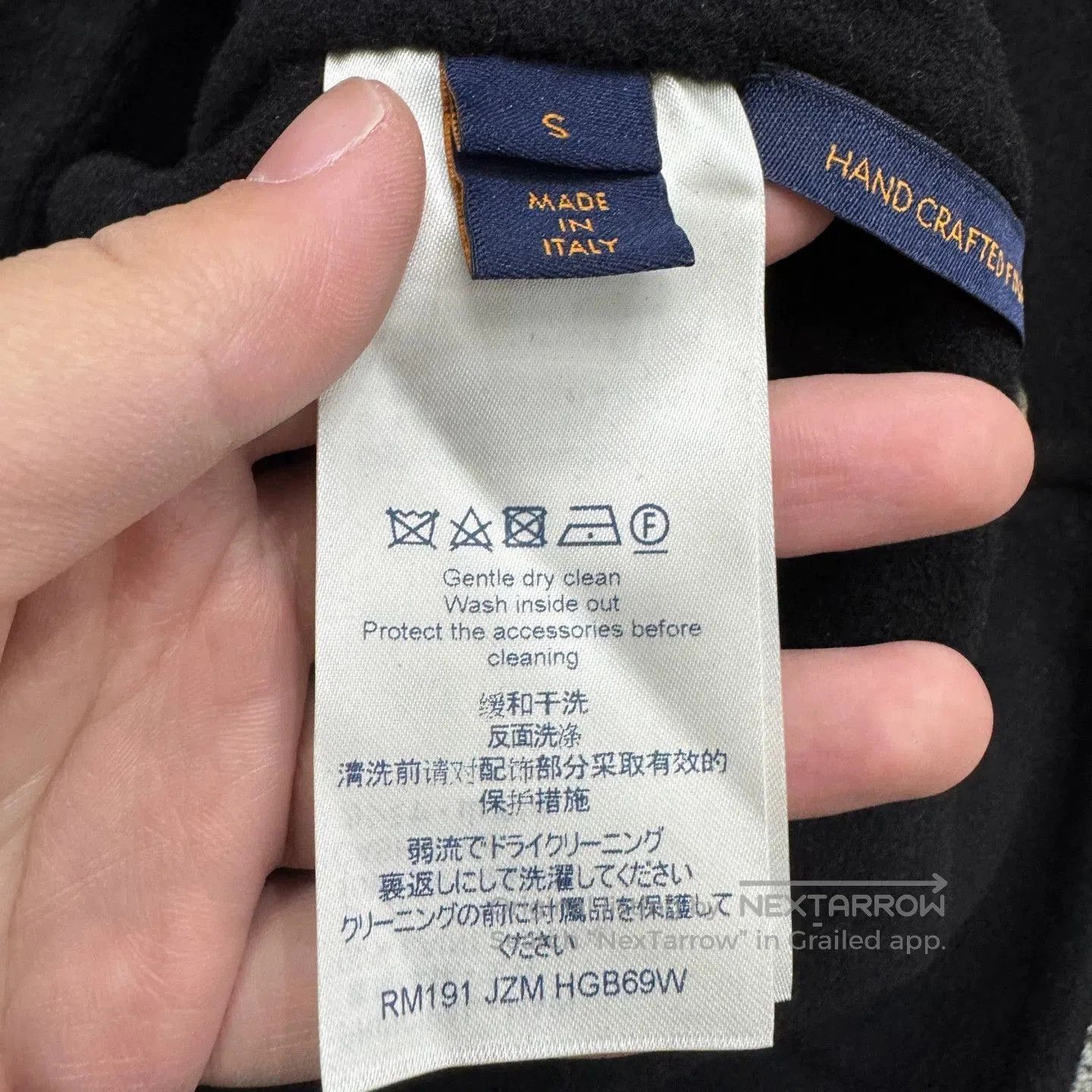 Louis Vuitton Black Oversized Hoodie with Front Pocket - Size S. Size US S / EU 44-46 / 1 - 3 Thumbnail