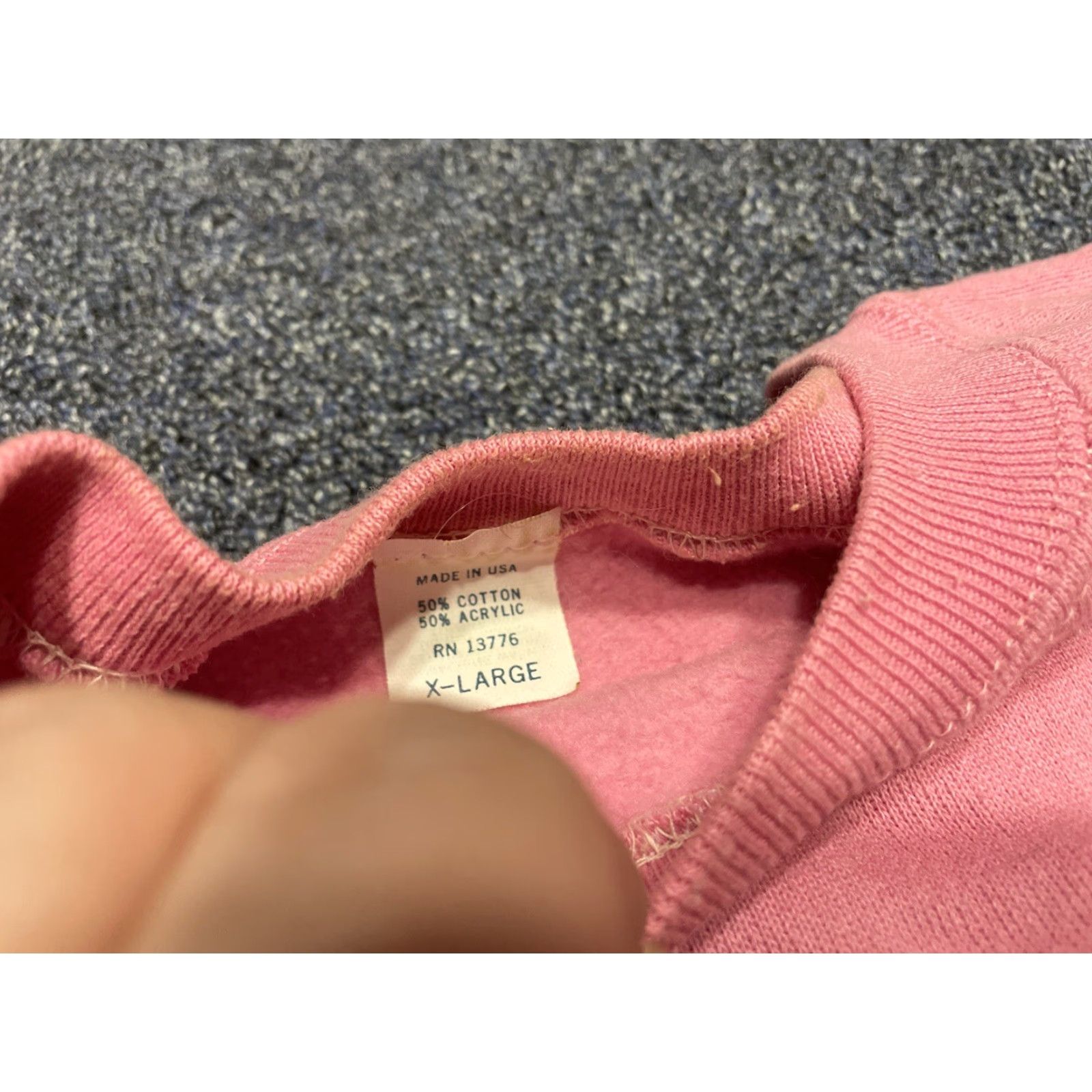 Vintage VINTAGE Teddy Bear Graphic Raglan Crewneck Sweatshirt XL Jerzees By Russell Pink 80s 90s Classic Unisex Adults Mens Women's Girls Boys Size US XL / EU 56 / 4 - 4 Thumbnail