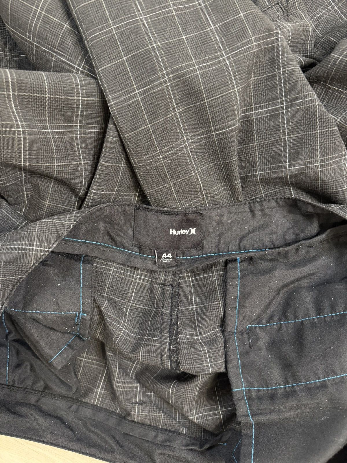 Hurley Y2K Hurley Plaid Black Chino Shorts Size US 44 / EU 60 - 4 Thumbnail