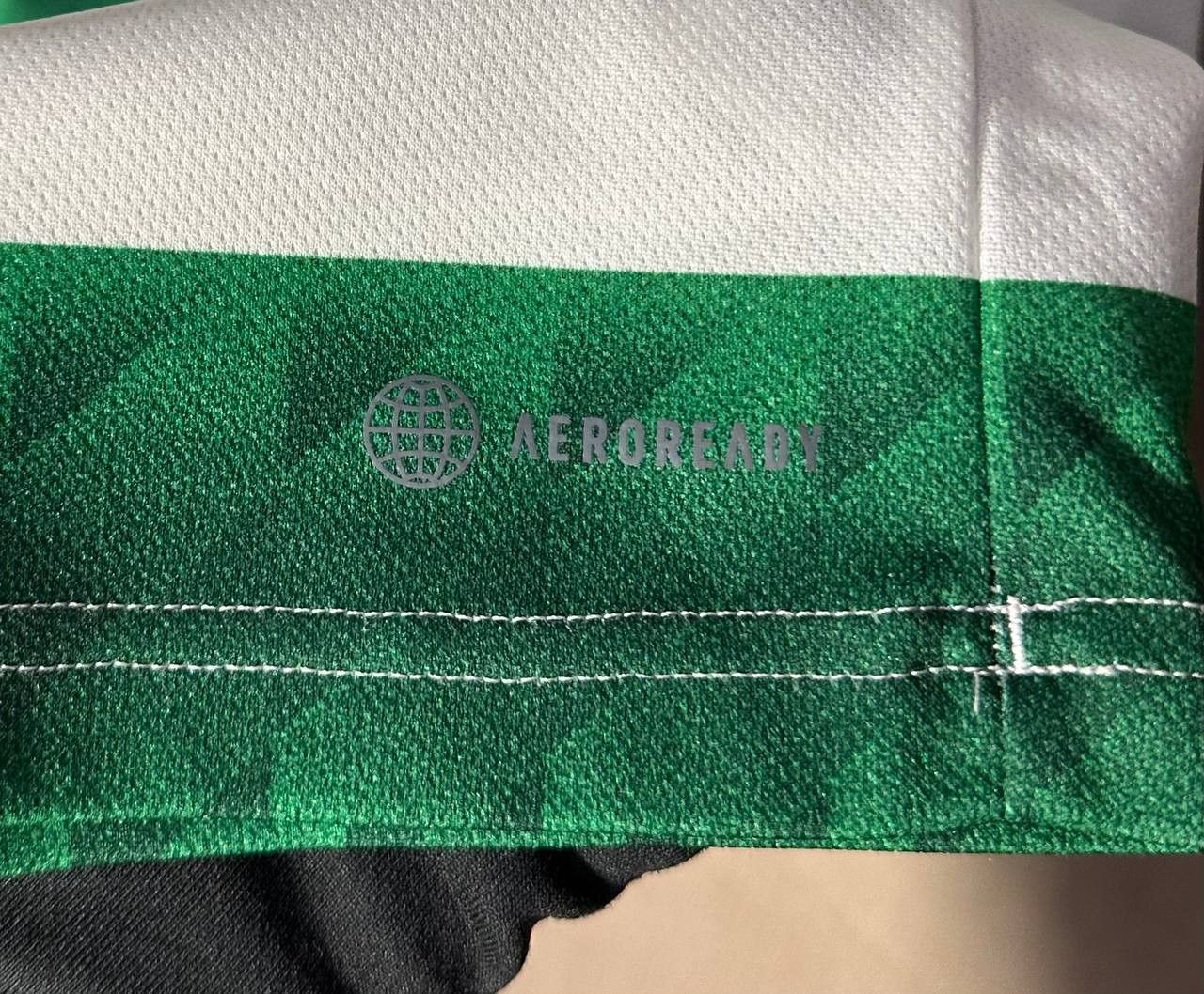 Adidas Adidas The Celtic 2022 - 2023 special Football shirt Jersey Size US M / EU 48-50 / 2 - 2 Thumbnail