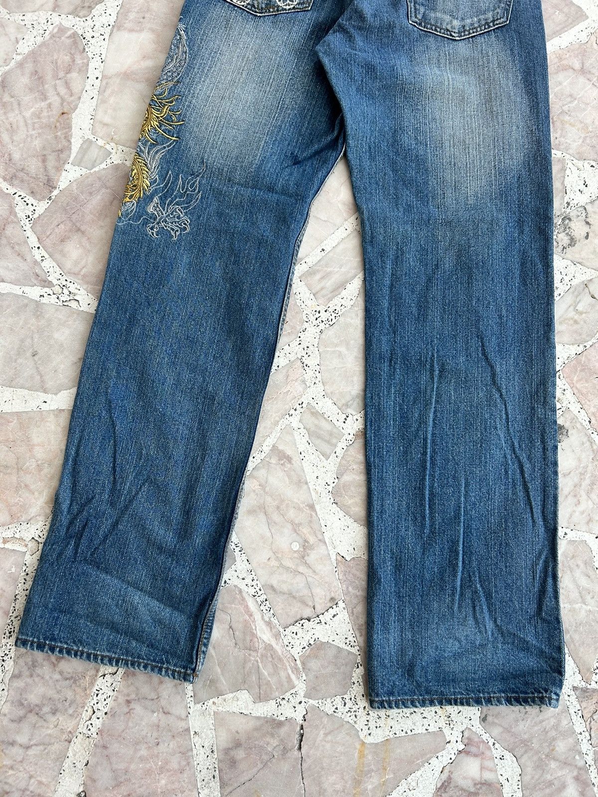 Japanese Brand Japan Denim Embroidered Gold Dragon Vintage Denim Size US 29 - 10 Thumbnail