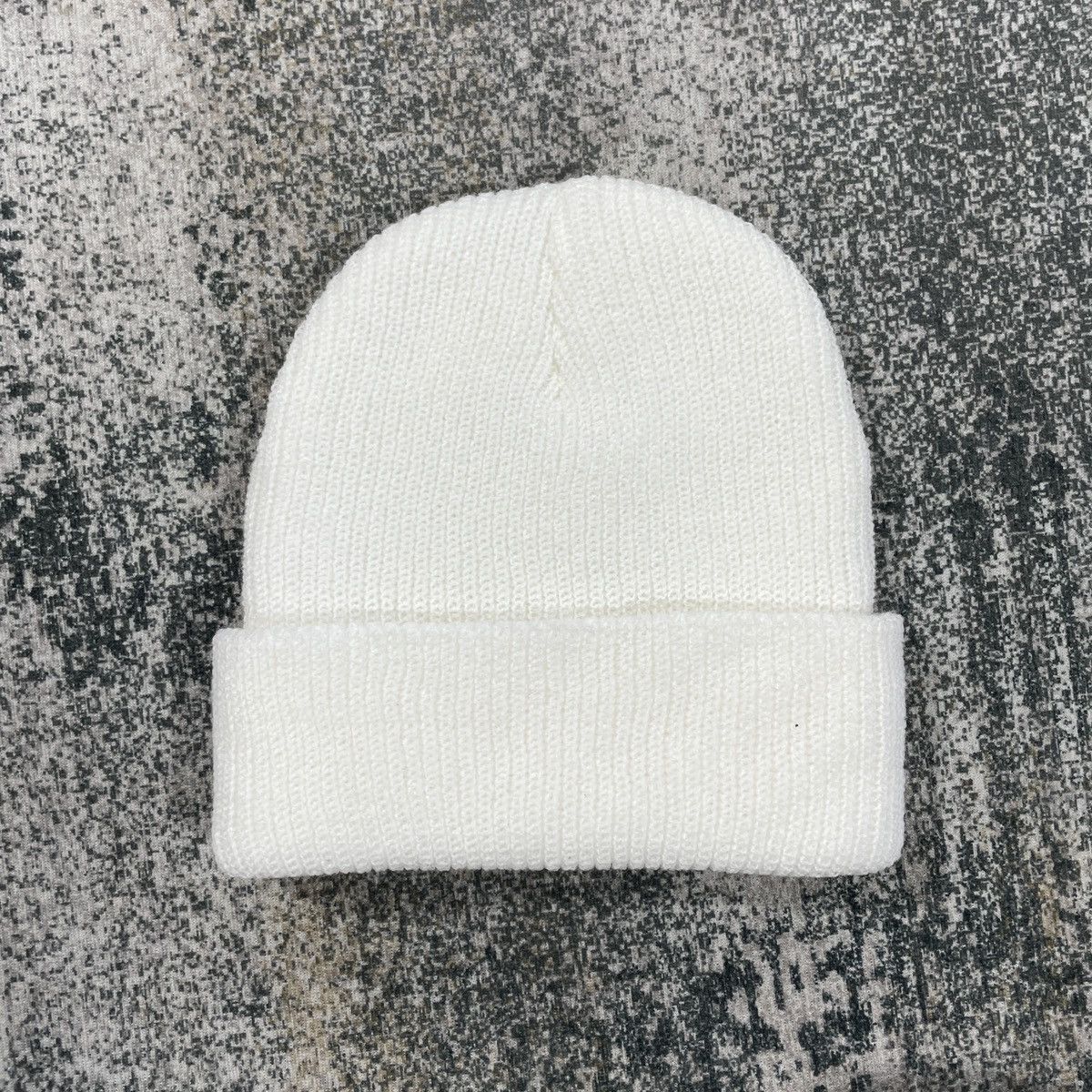 Stussy STUSSY BEANIE WHITE OVAL LOGO Size ONE SIZE - 4 Thumbnail