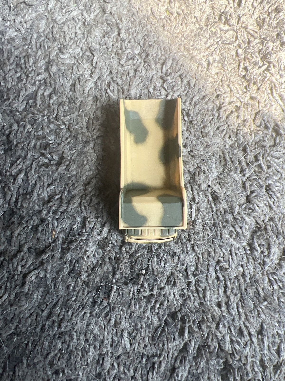 Hypebeast Maisto Sand Camouflage Dump Truck Size ONE SIZE - 3 Thumbnail