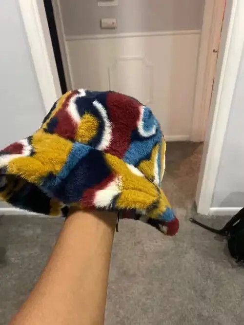 Japanese Brand Colorful Camouflage Faux Fur Bucket Hat Size ONE SIZE - 4 Thumbnail