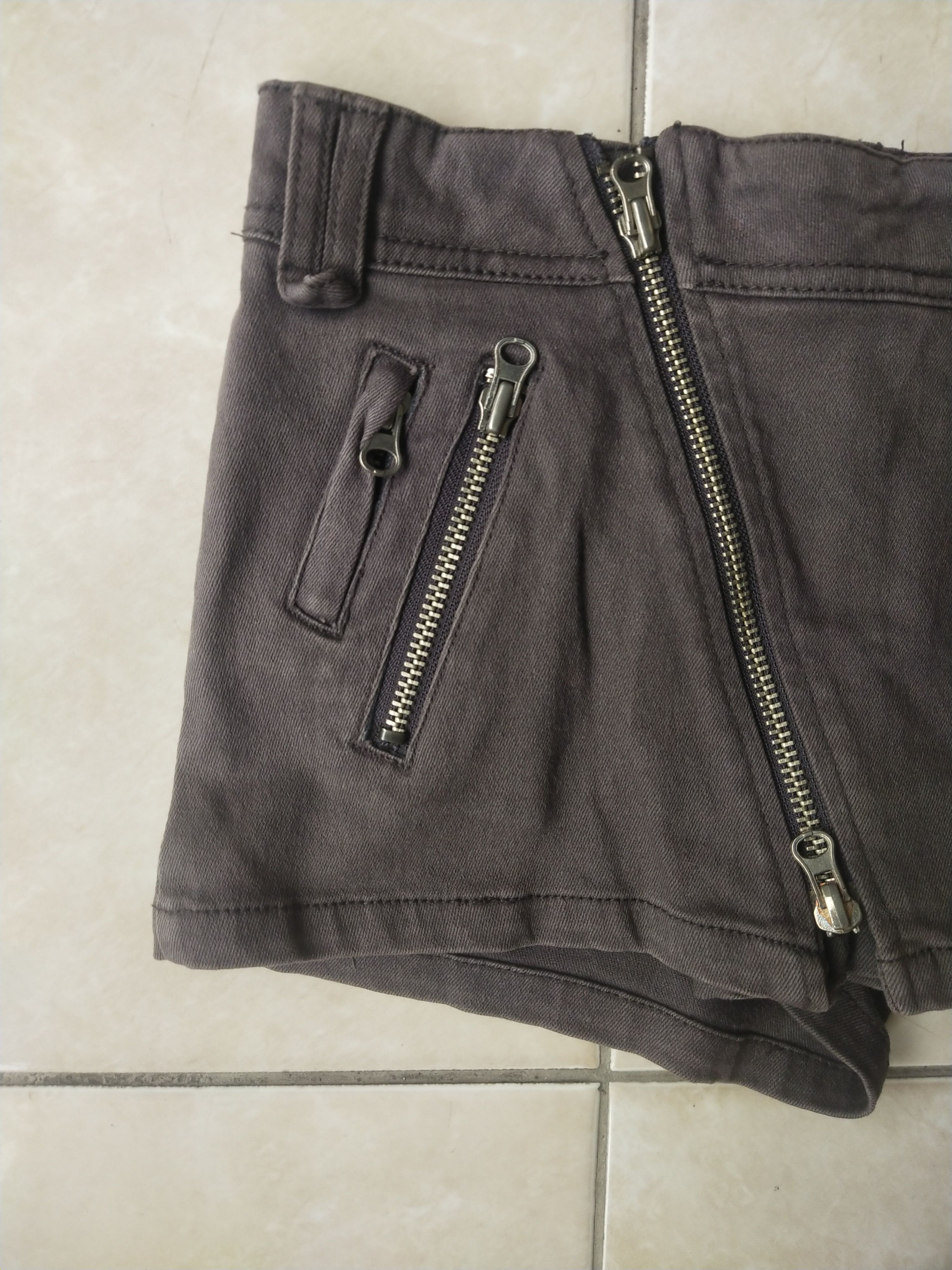 Hysteric Glamour Barak Korea Gothic Zipper Shorts – Brown Size 30" / US 8 / IT 44 - 2 Thumbnail