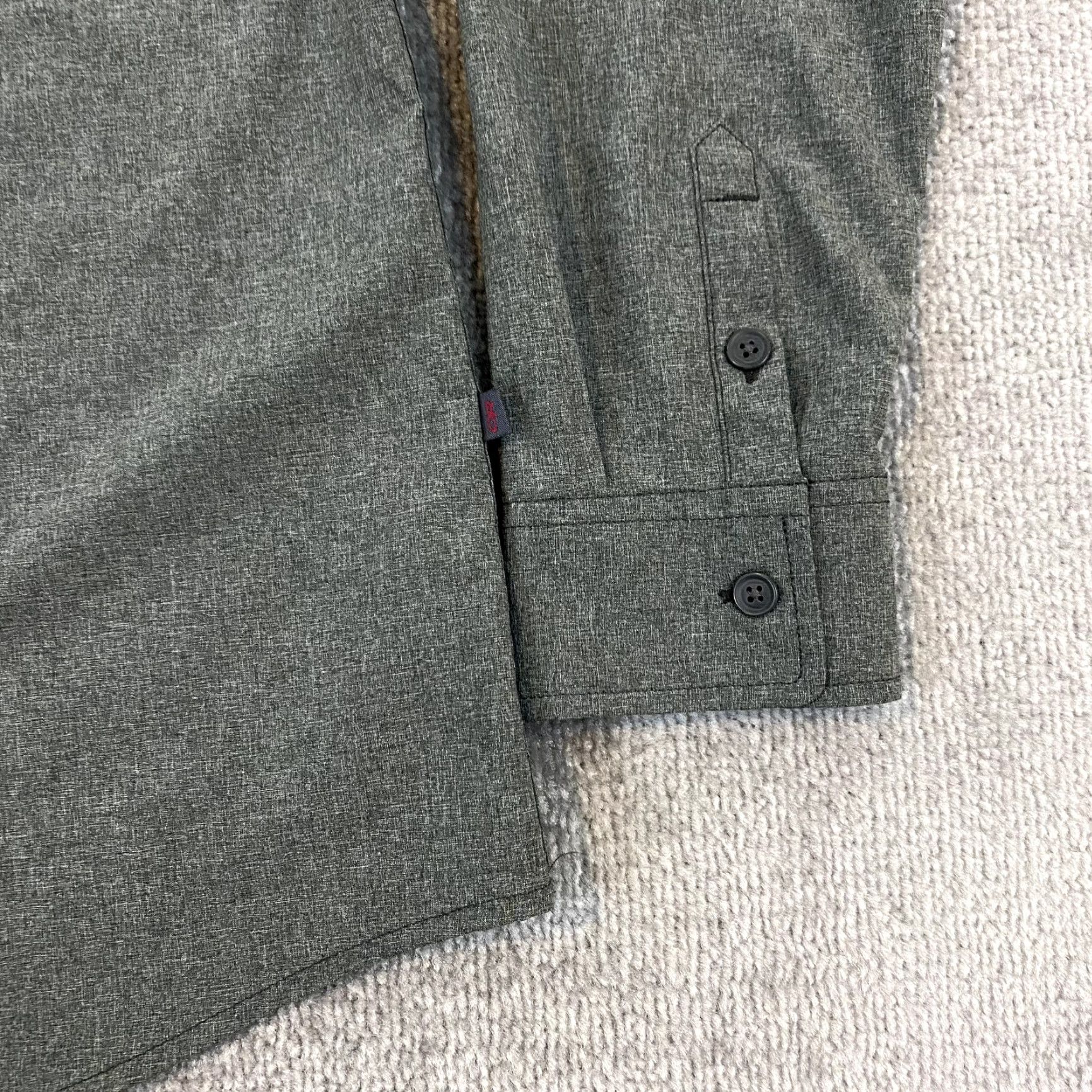 Outdoor Research Outdoor Research Shirt Womens Extra Large Gray Hiking Outdoor Roll-Tab Button Up Size XL / US 12-14 / IT 48-50 - 7 Thumbnail
