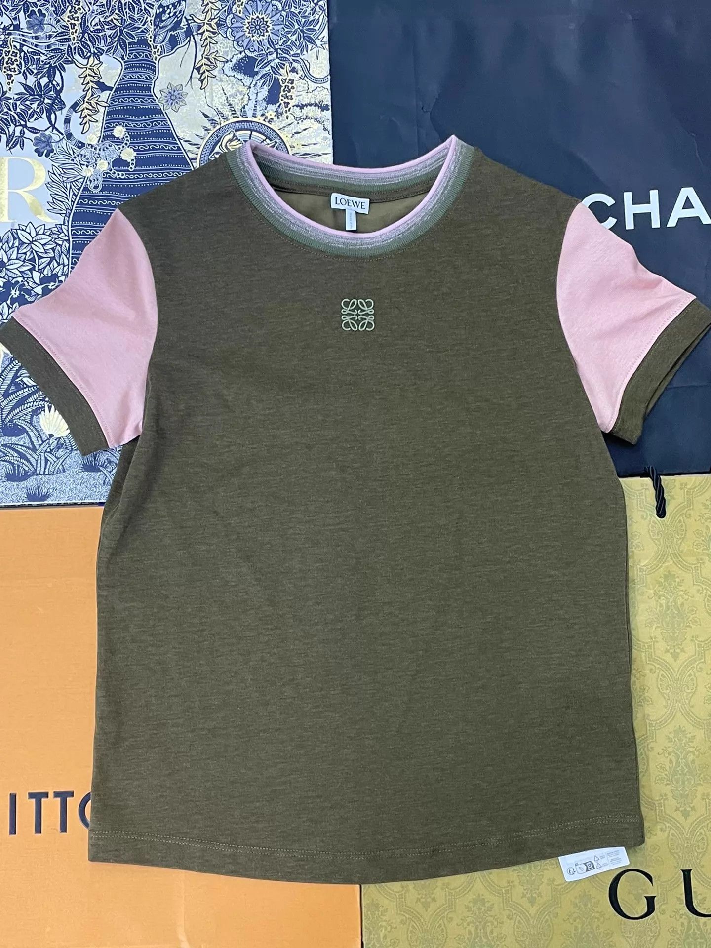 Loewe Loewe 26SS Colorblock Short Sleeve Tee M Size M / US 6-8 / IT 42-44 - 1 Thumbnail