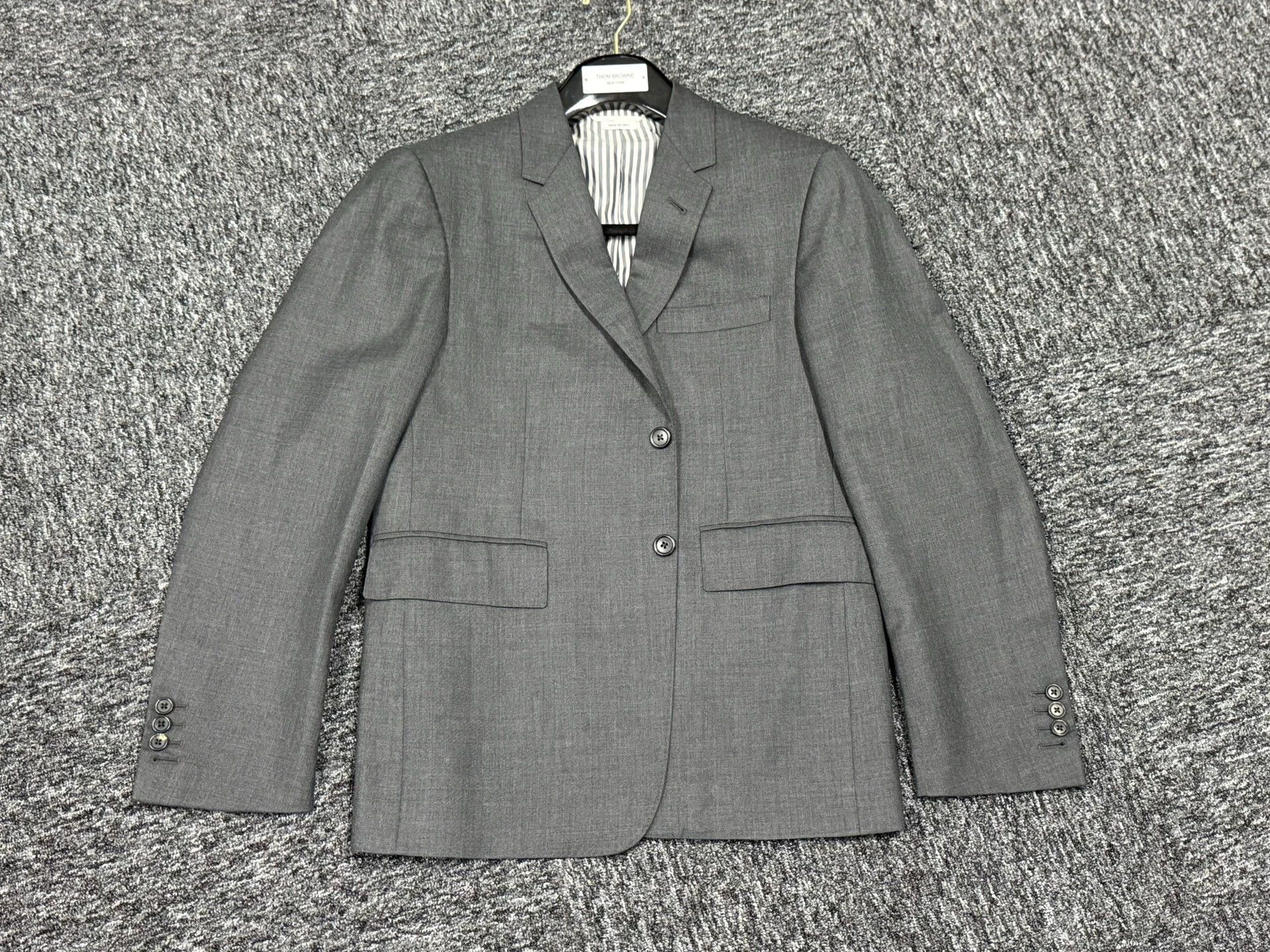 Thom Browne Thom Browne Classic Deep Gray Wool Suit Size2 9/10 Size US M / EU 48-50 / 2 - 3 Thumbnail